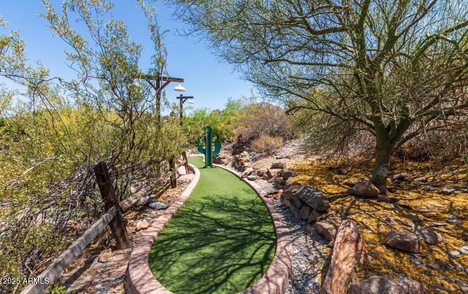 1817 E HAYWARD Avenue, 3