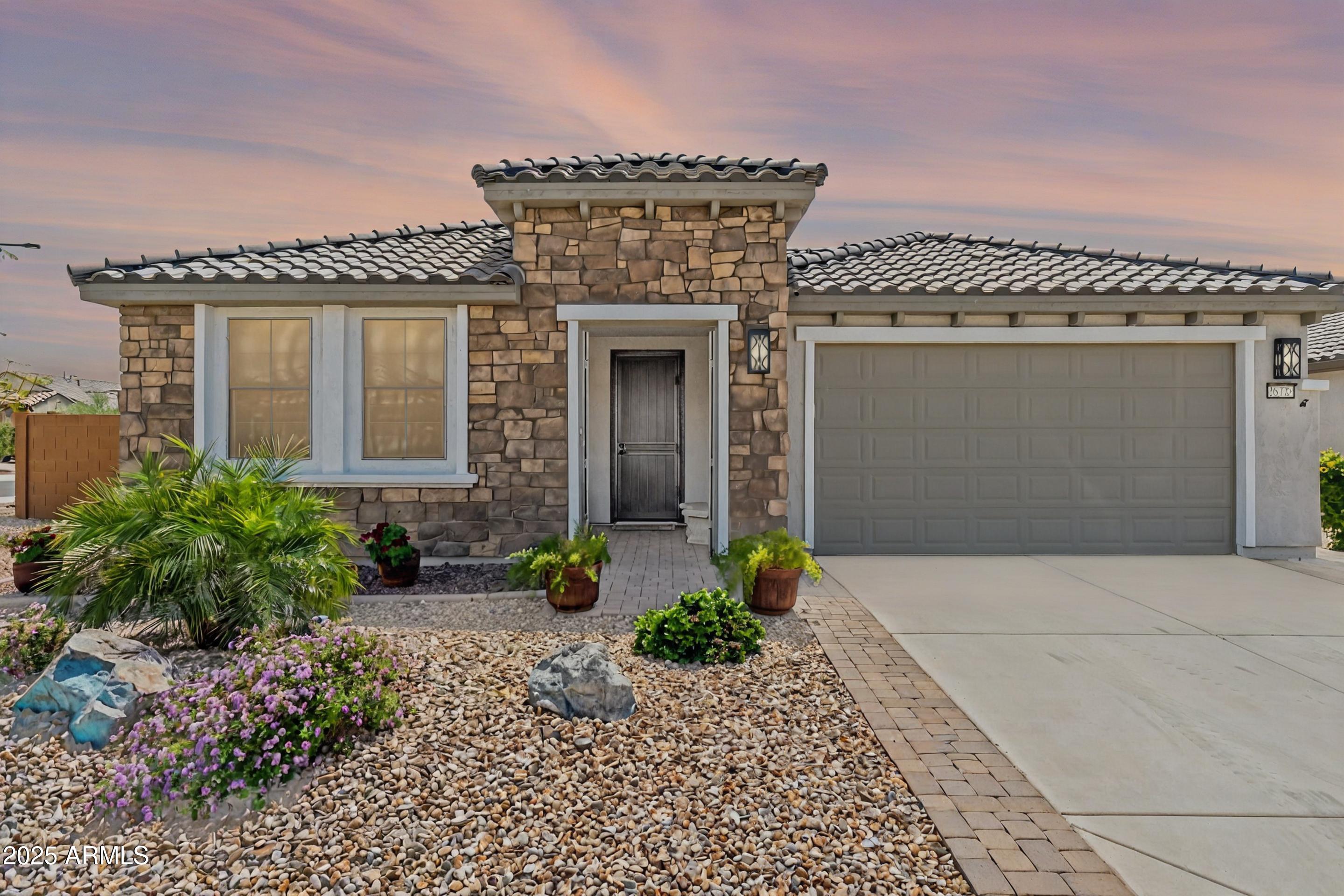 26733 W MELINDA Lane