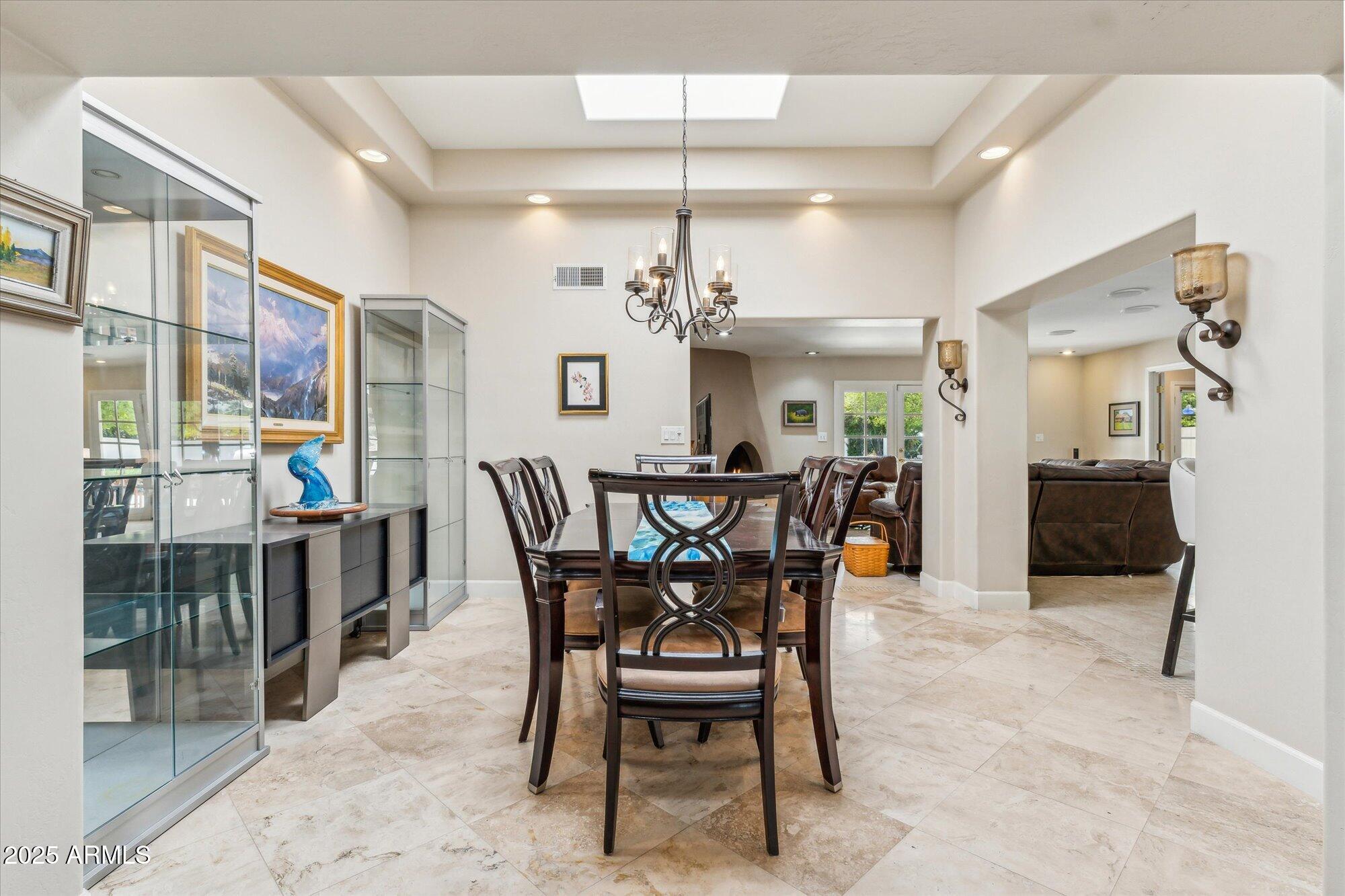 14401 N CORAL GABLES Drive