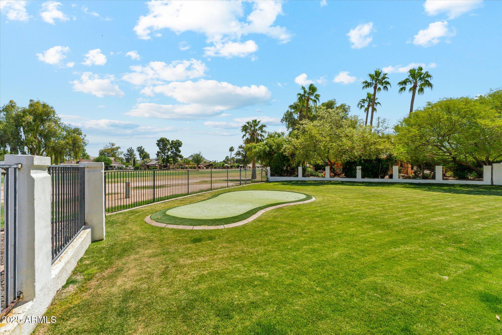 14401 N CORAL GABLES Drive