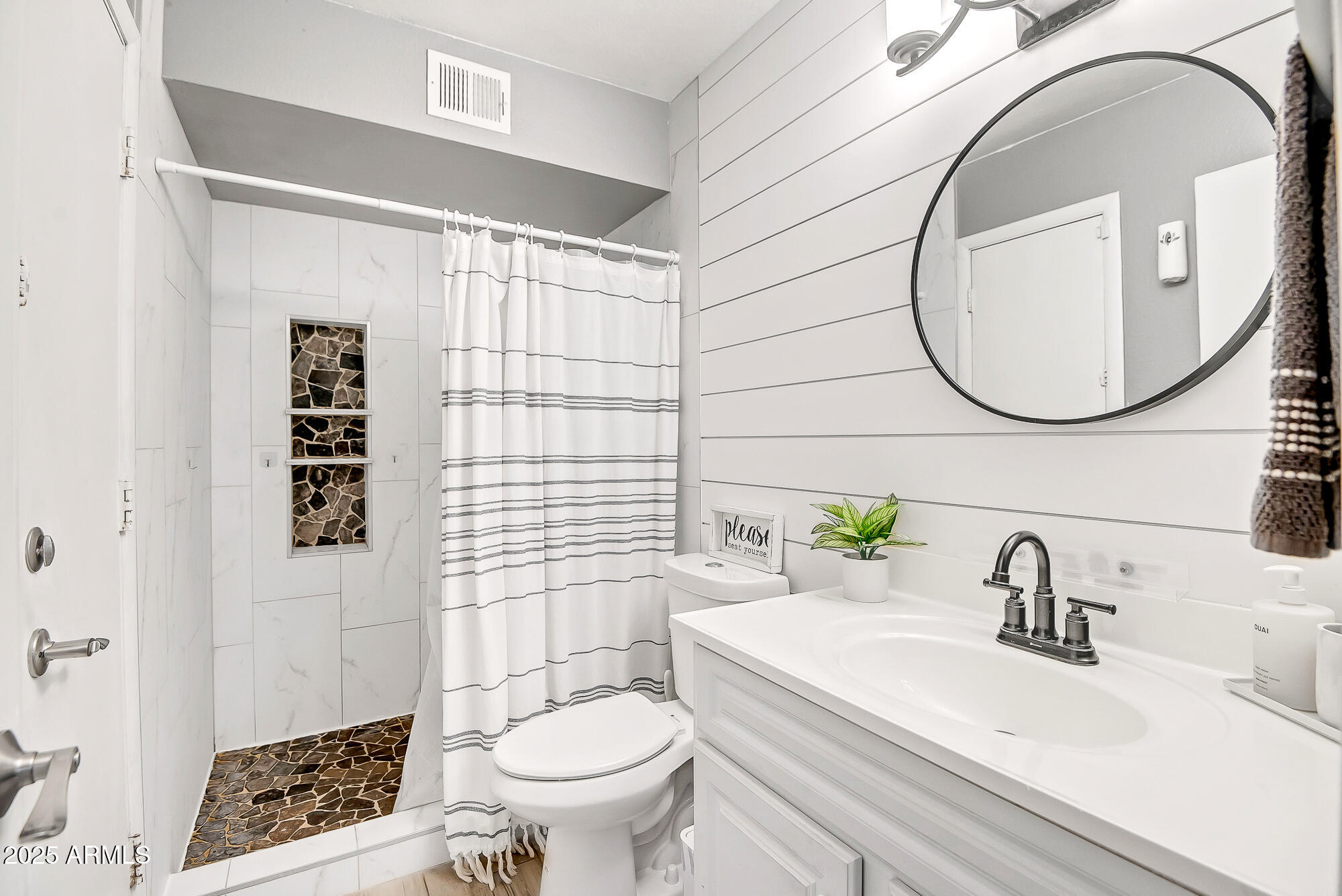 8931 W IRONWOOD Drive