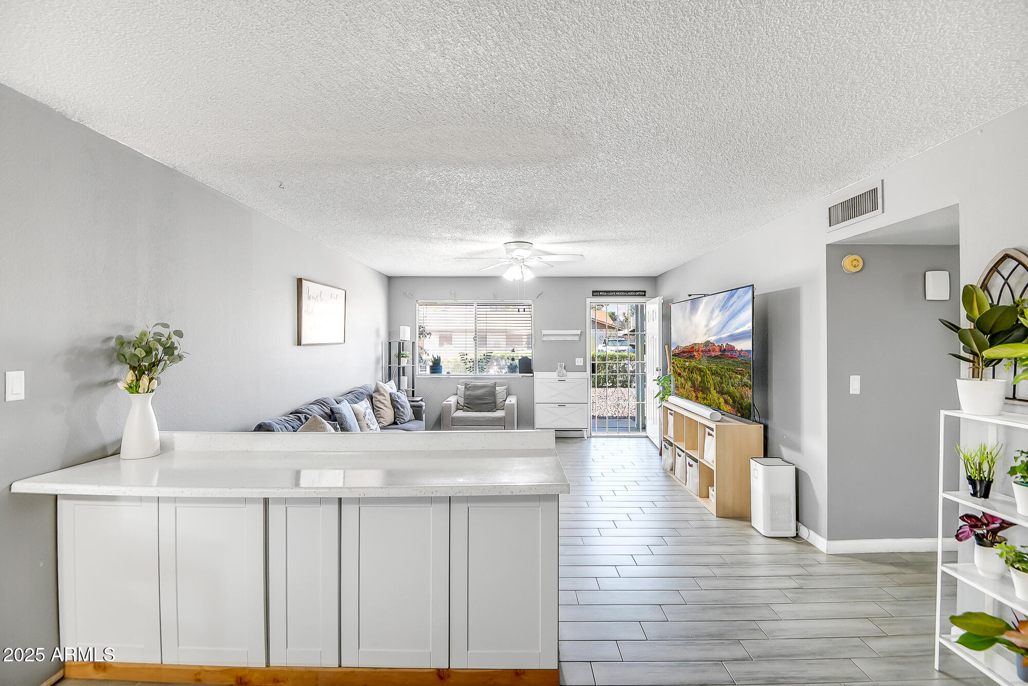 8931 W IRONWOOD Drive