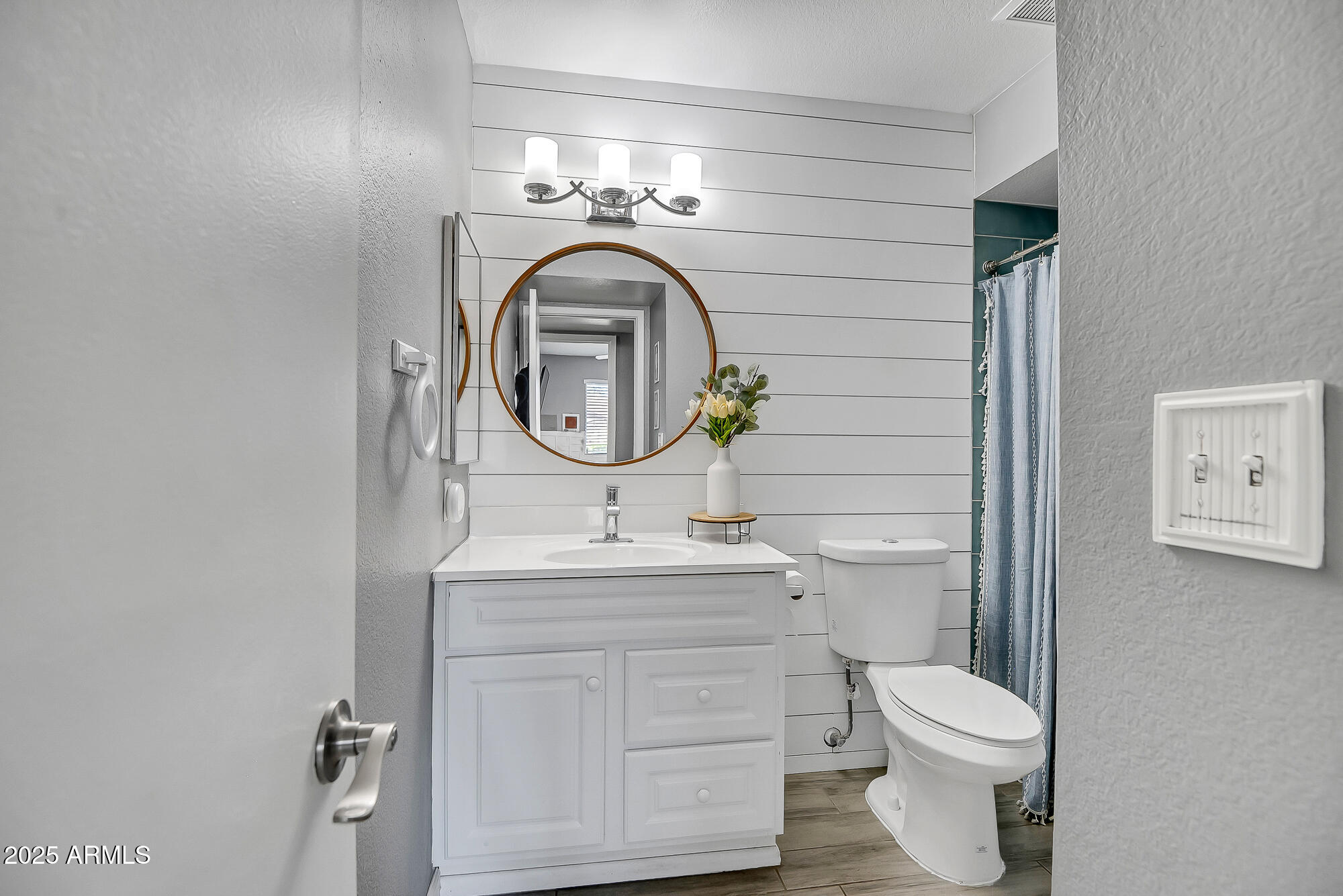 8931 W IRONWOOD Drive