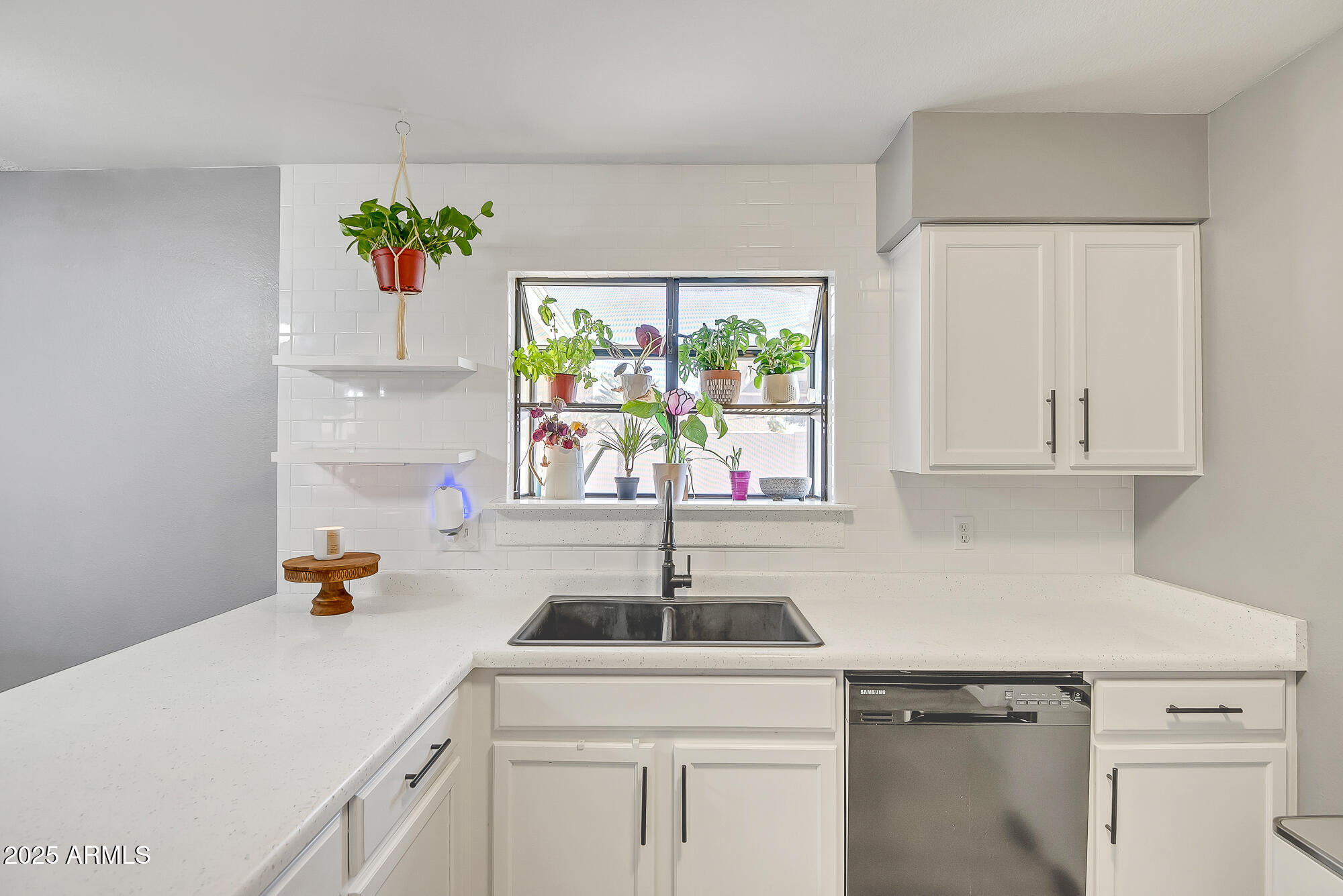 8931 W IRONWOOD Drive