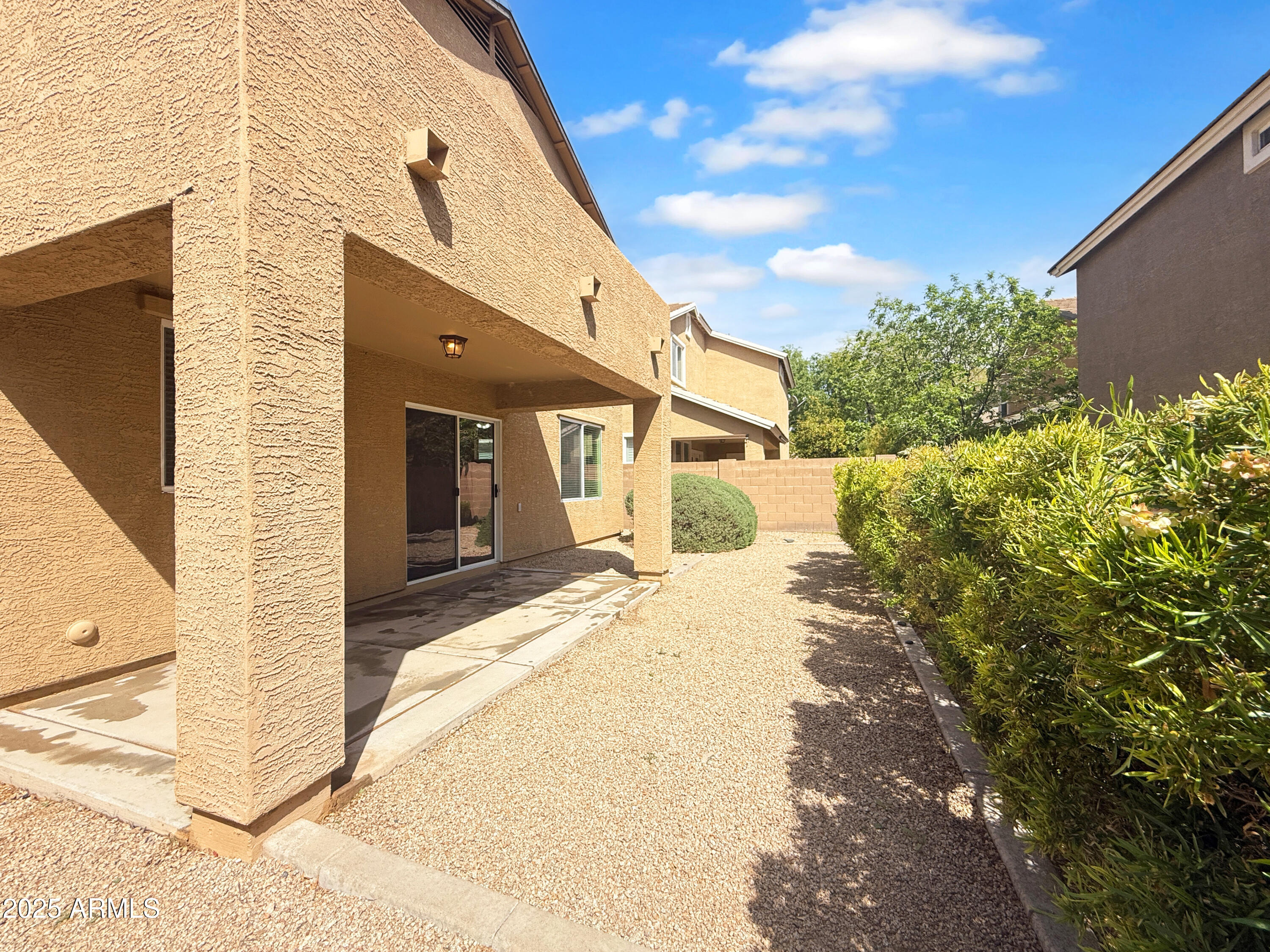 3029 W FERRUCCIO Place