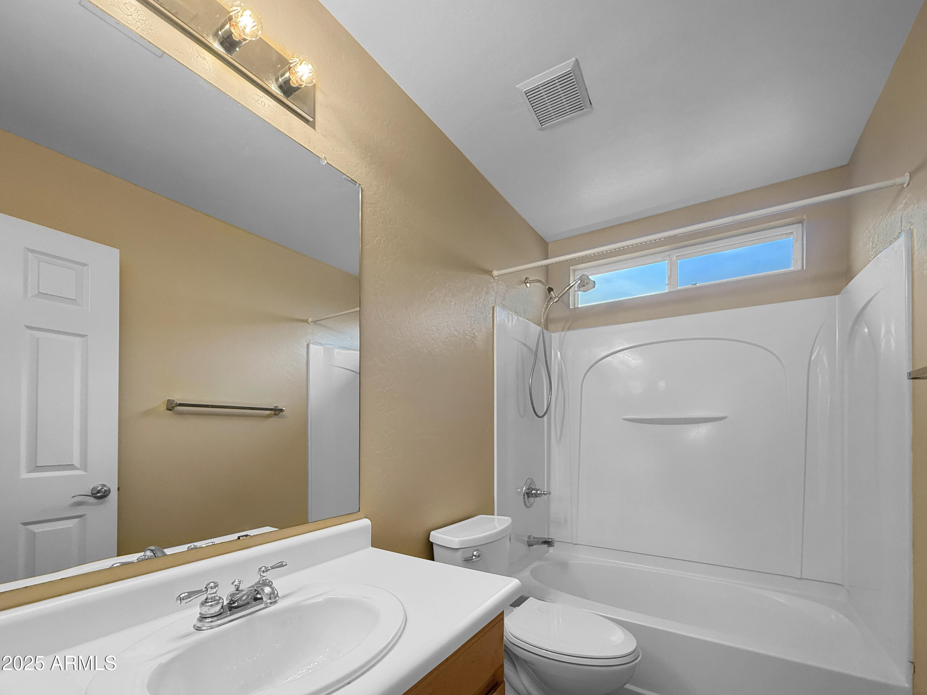 3029 W FERRUCCIO Place