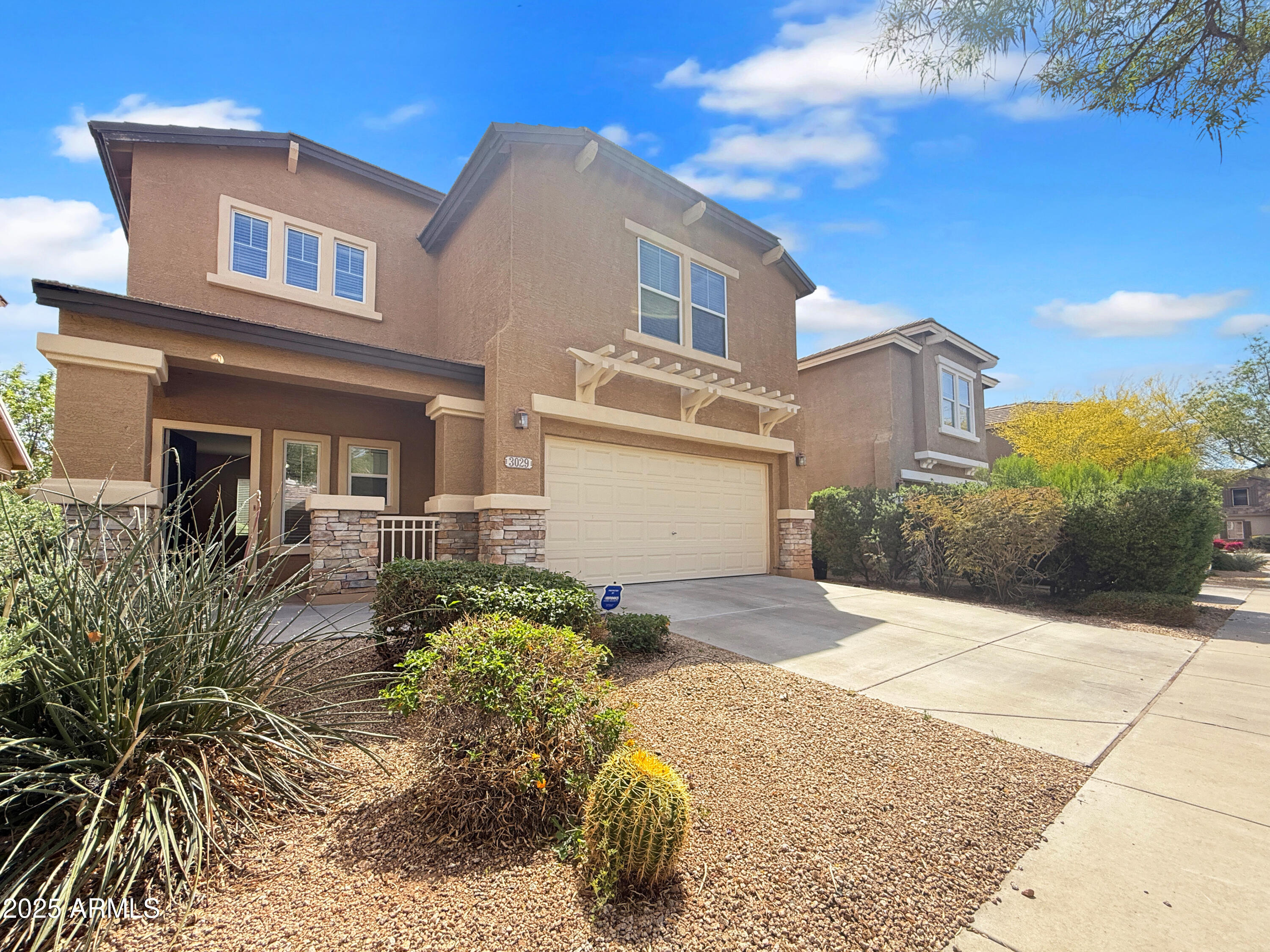 3029 W FERRUCCIO Place