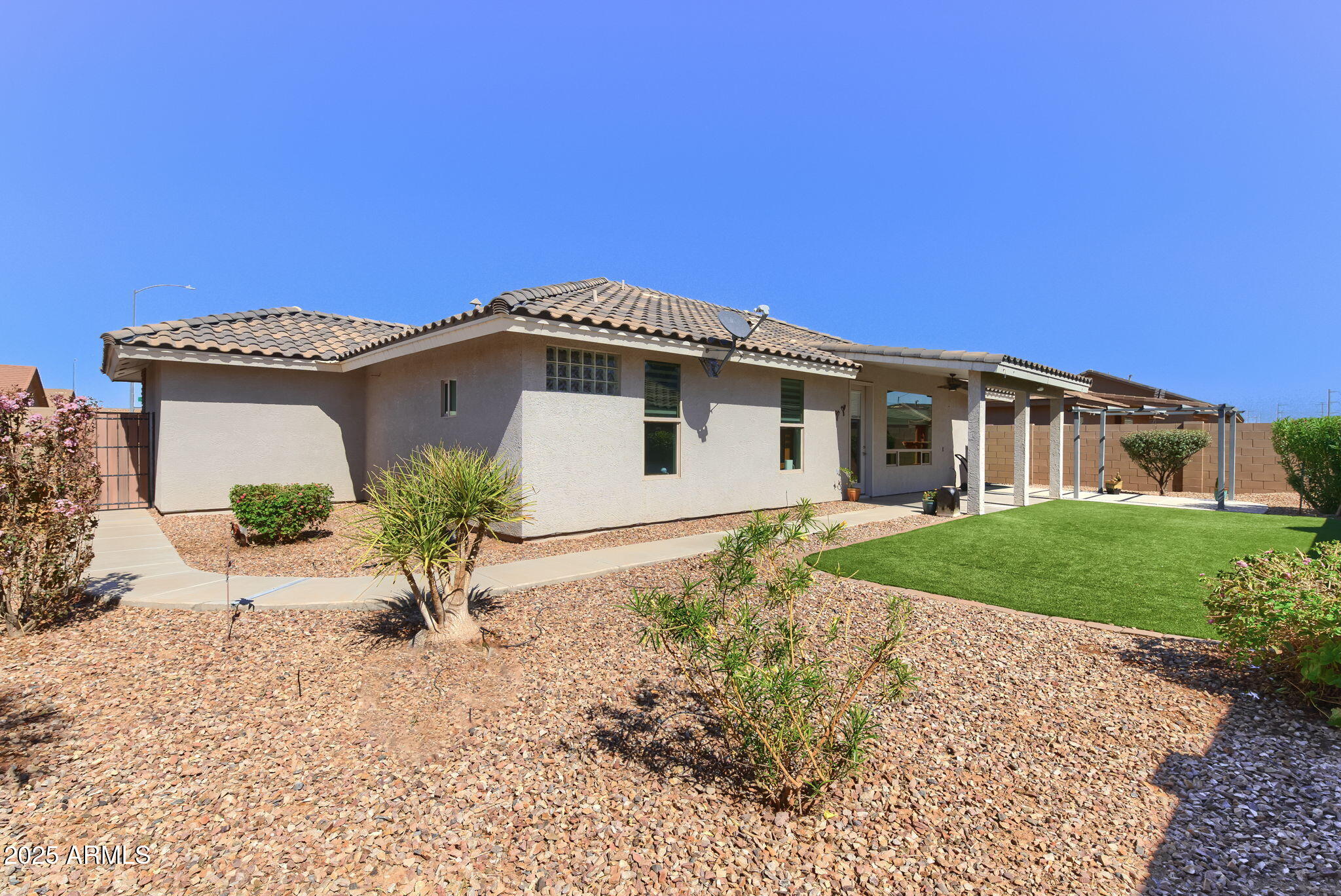 11209 E OCASO Avenue