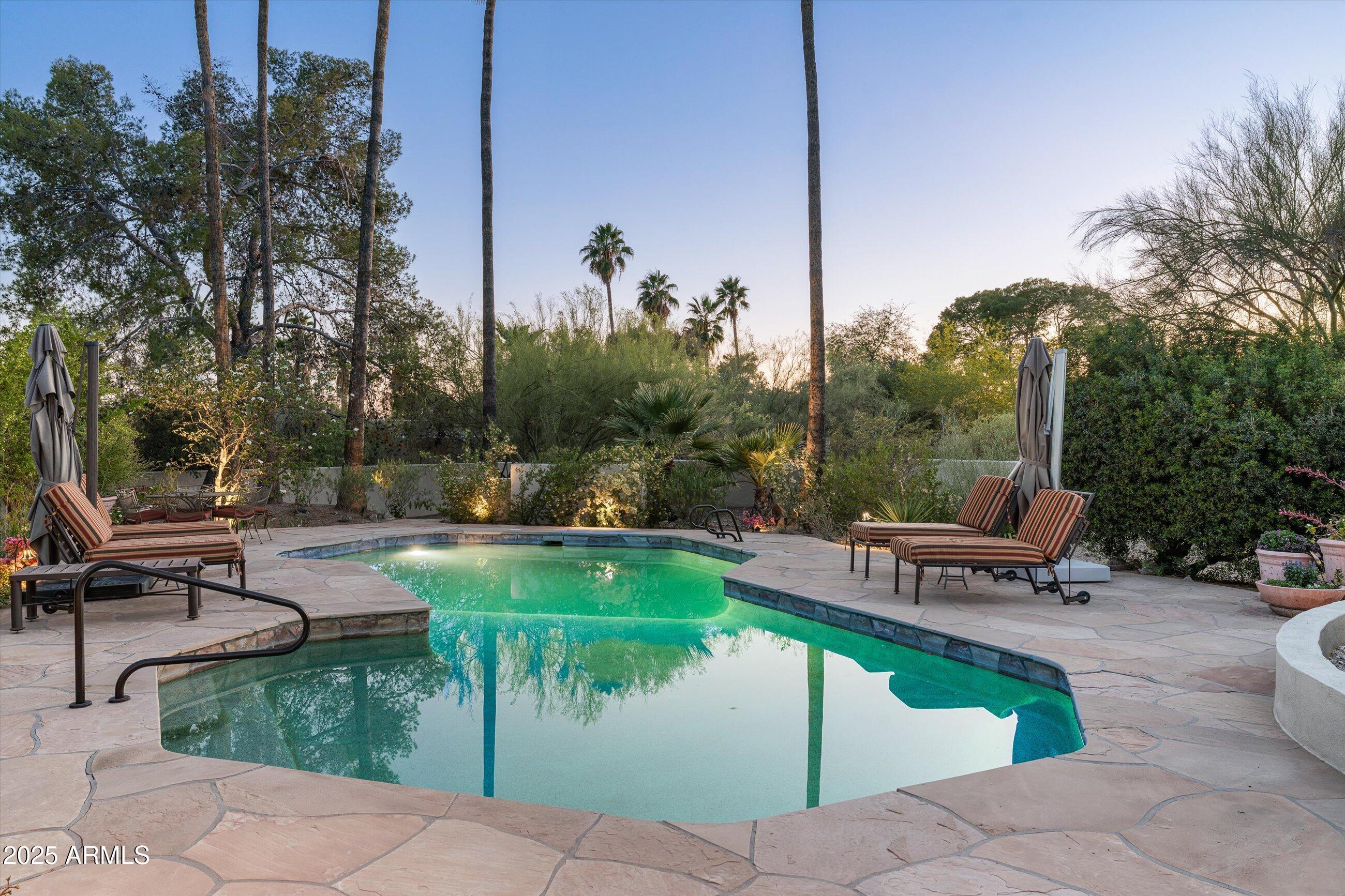 3901 E SAN MIGUEL Avenue