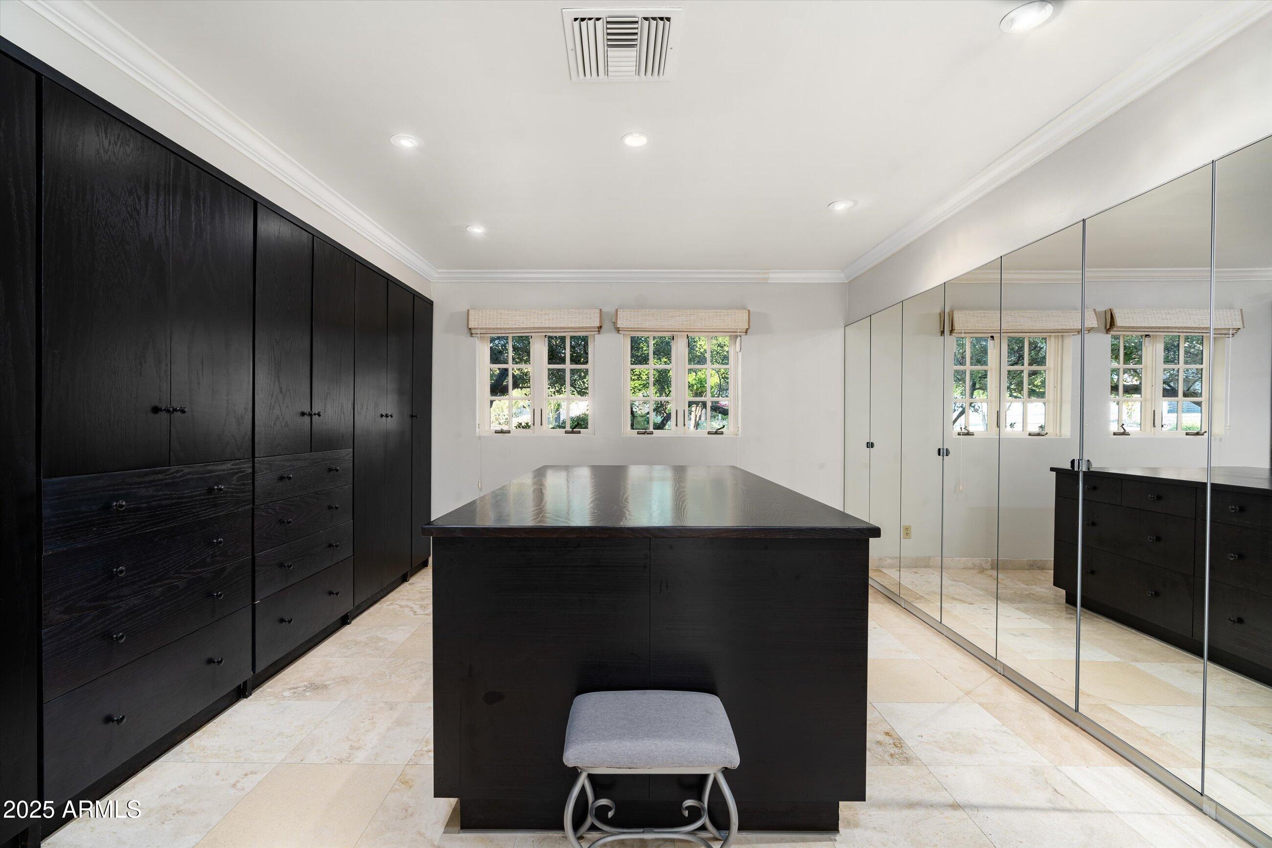 3901 E SAN MIGUEL Avenue