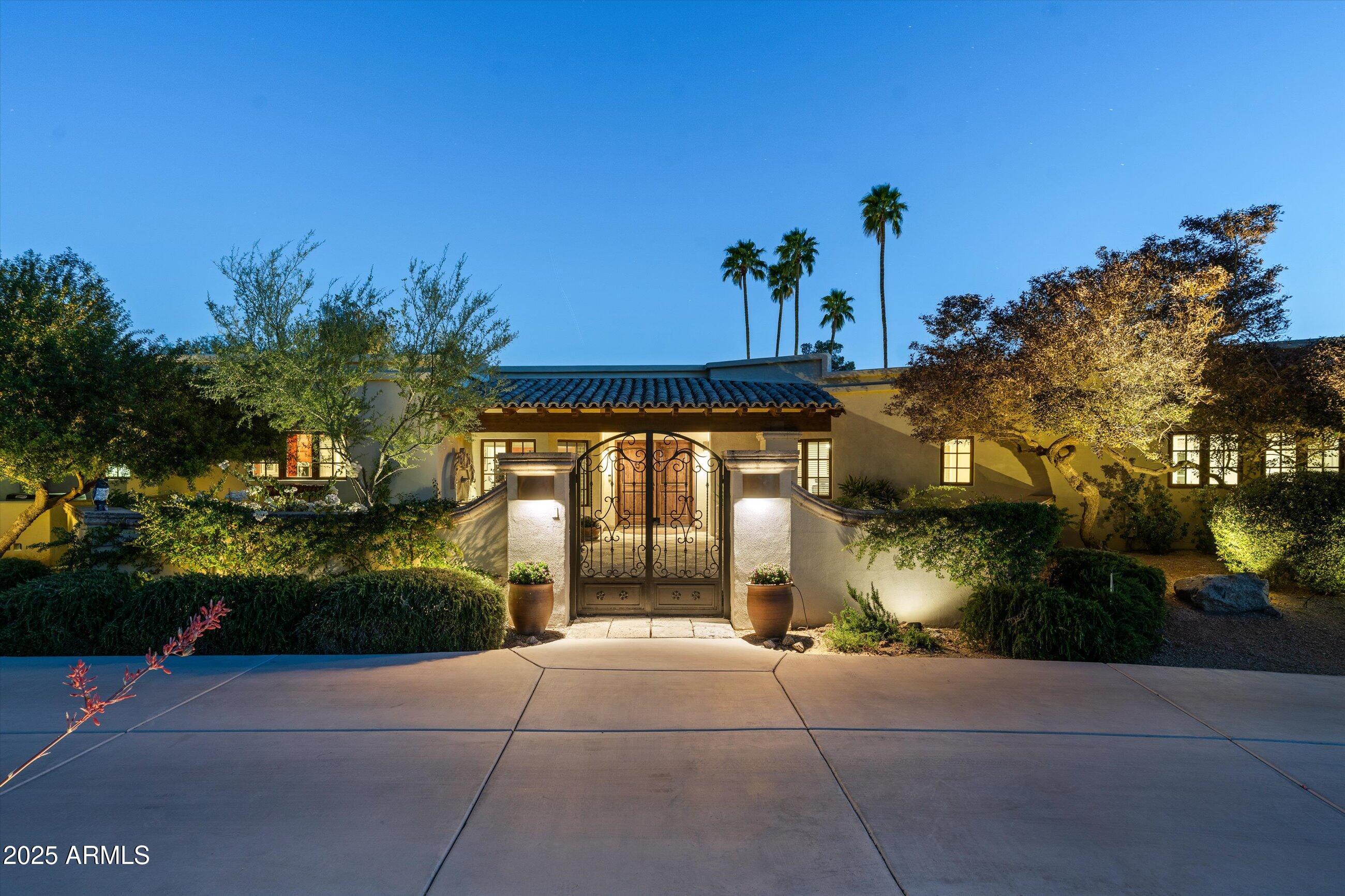 3901 E SAN MIGUEL Avenue