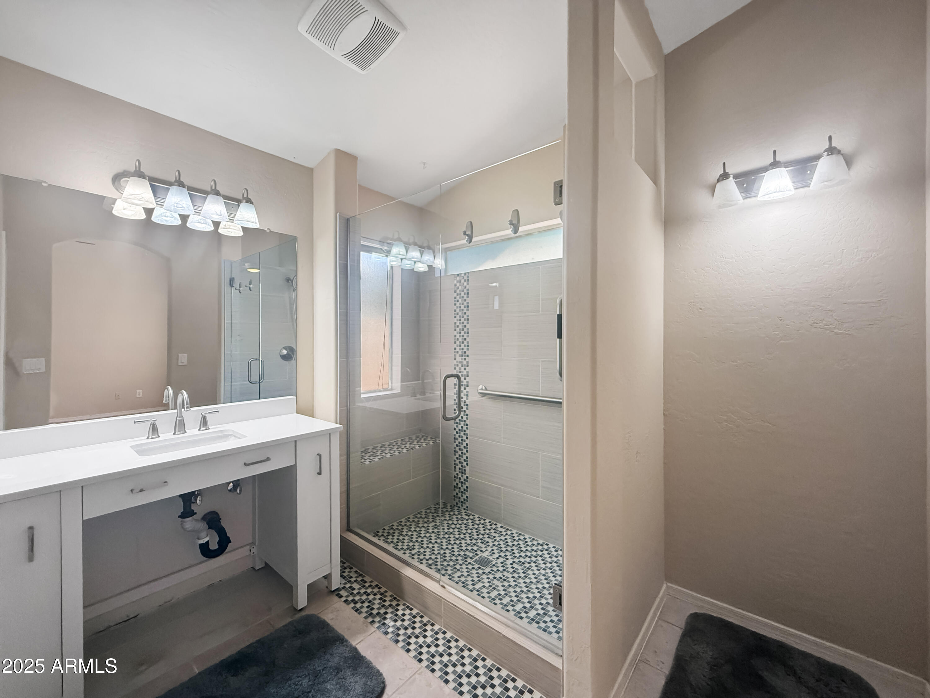 8339 W BLUEFIELD Avenue