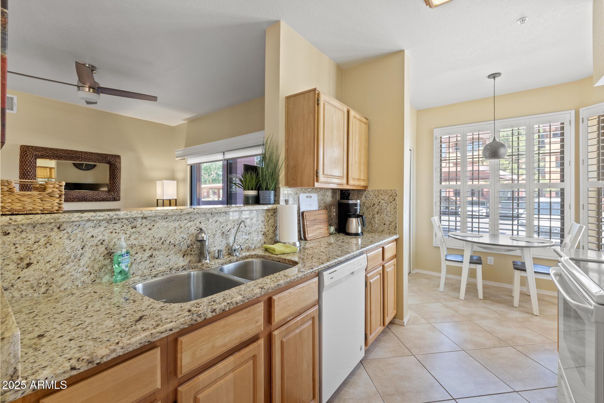 14950 W MOUNTAIN VIEW Boulevard, 7111