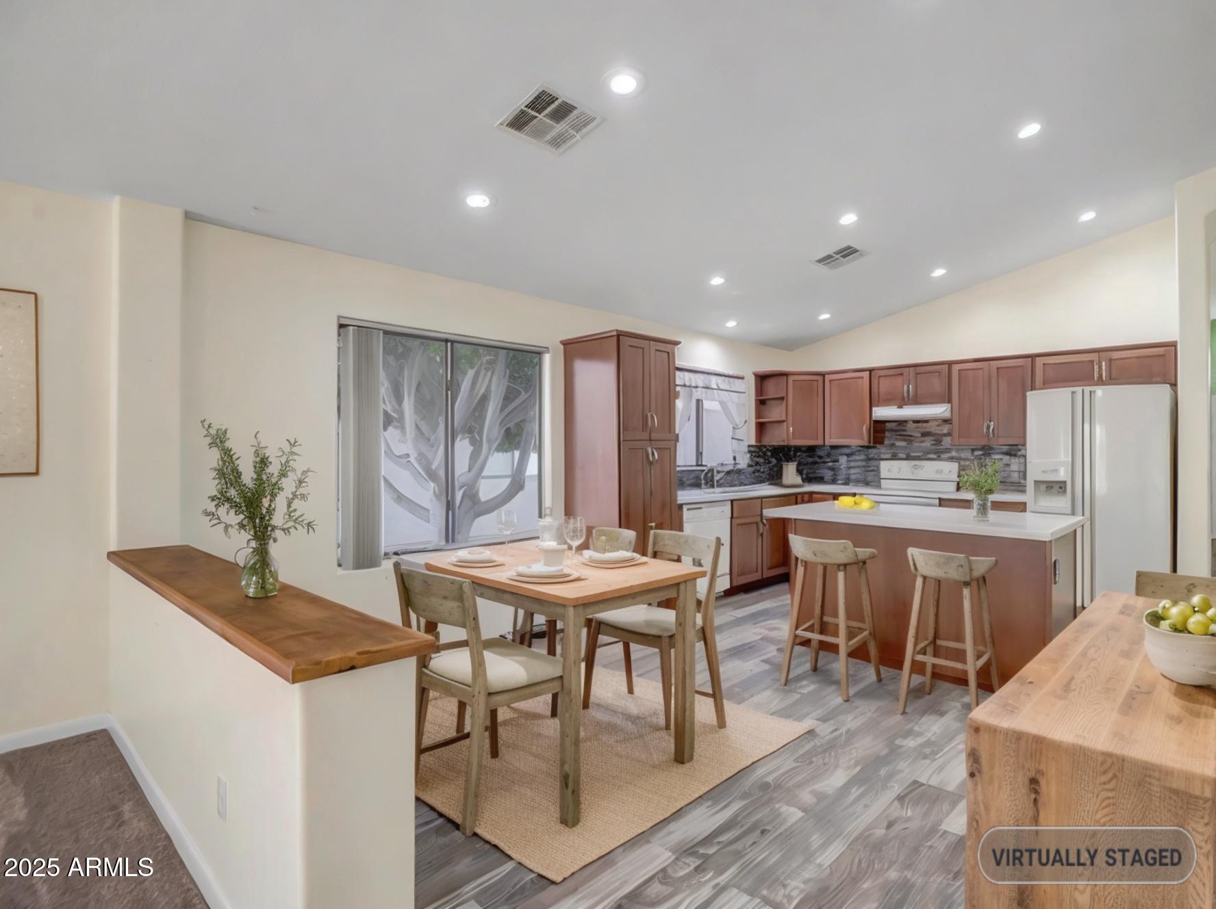 13416 W VENTURA Street