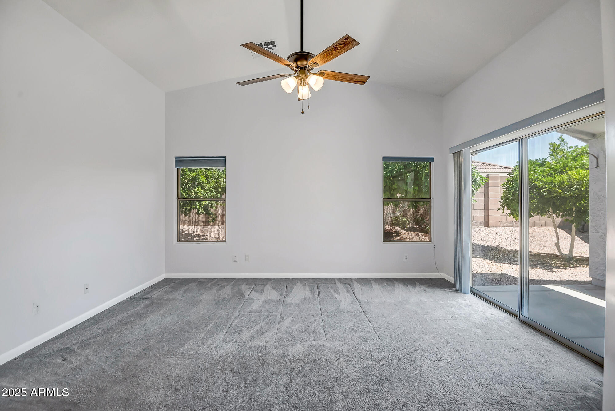 13416 W VENTURA Street