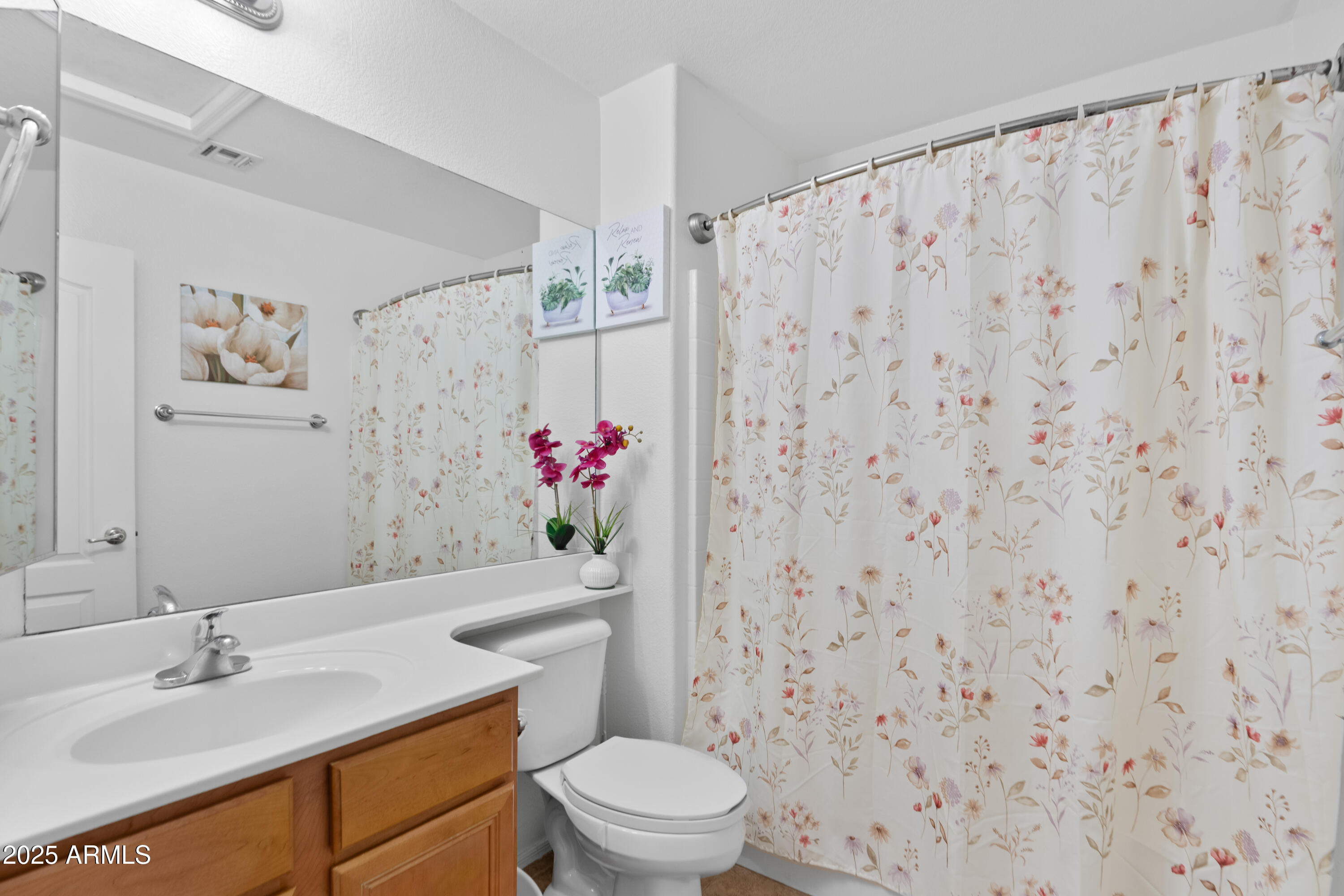 2201 N COMANCHE Drive, 1094