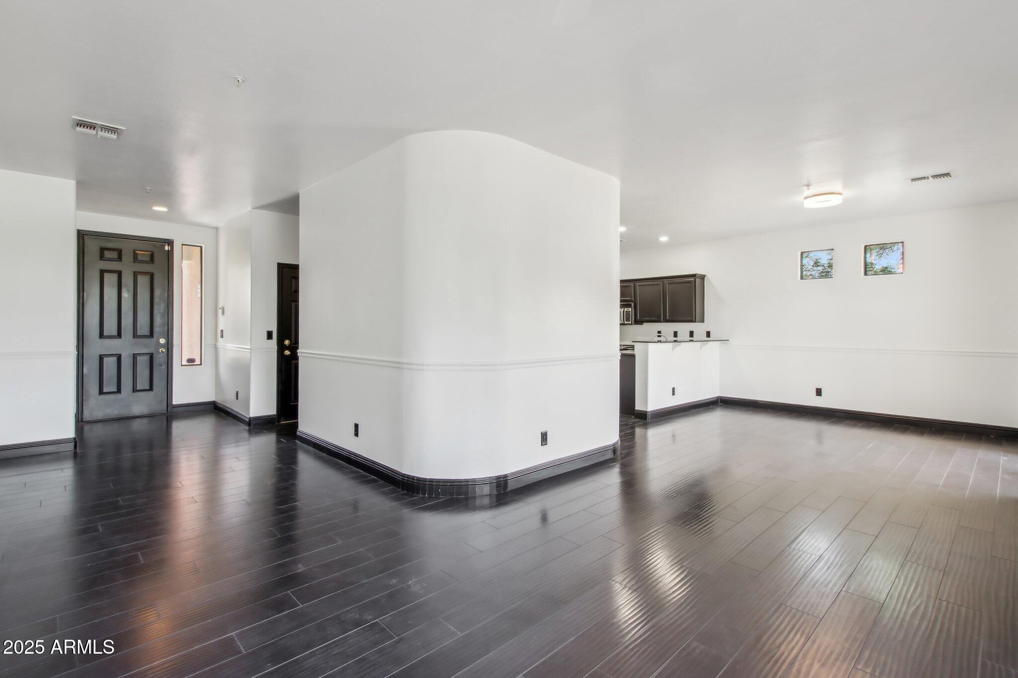 7601 E ROOSEVELT Street, 1007