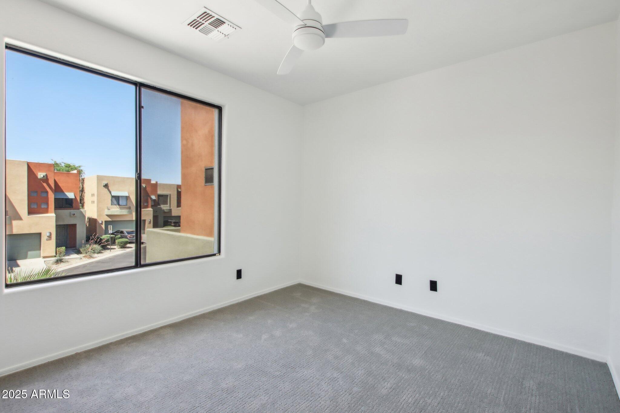 7601 E ROOSEVELT Street, 1007