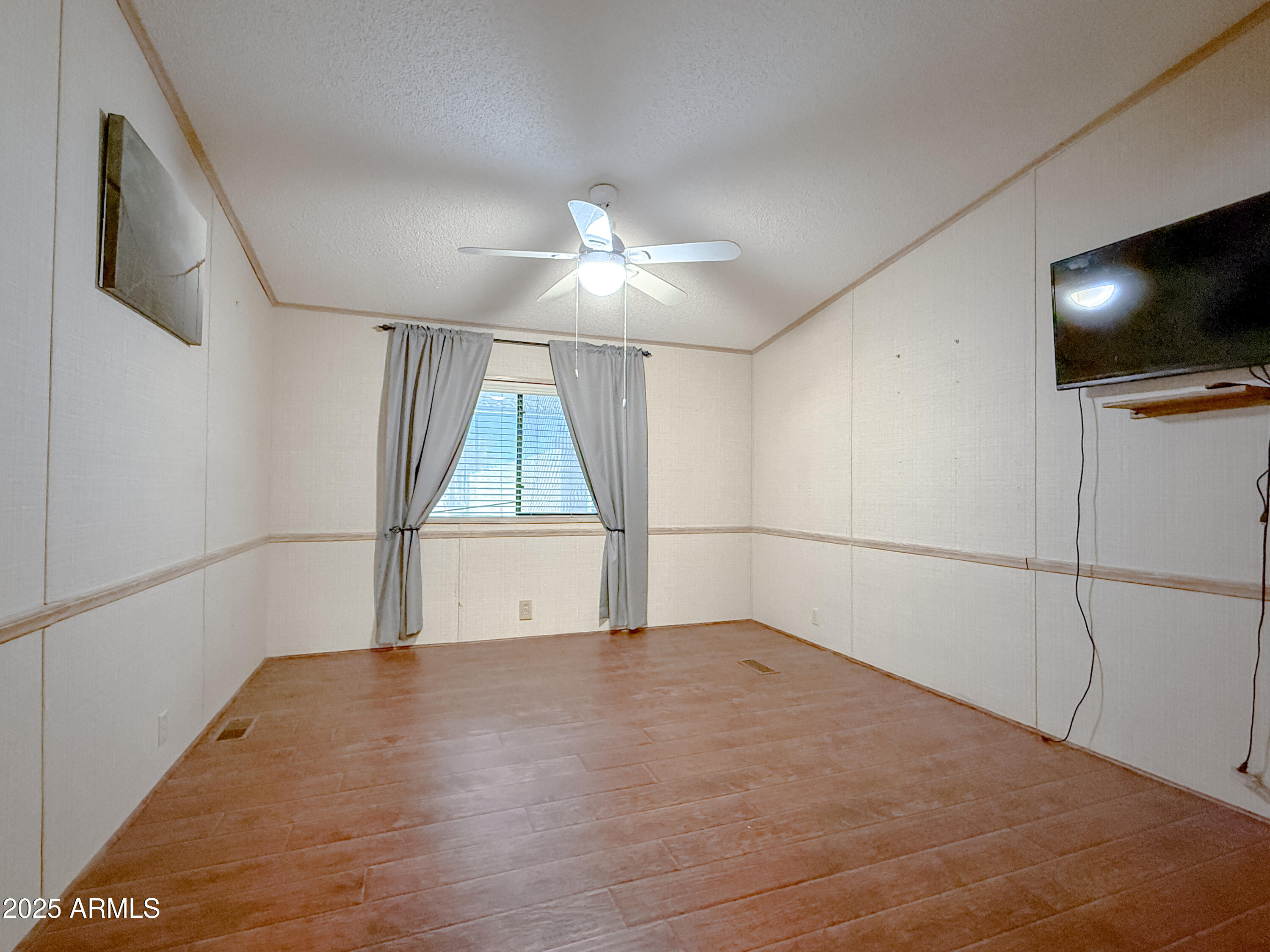 8600 E Broadway Road, 88