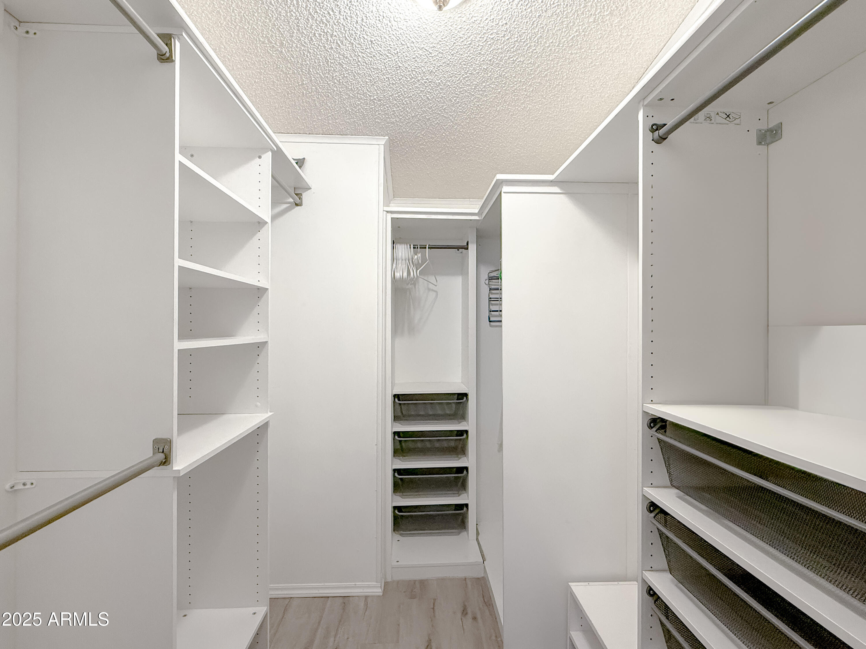 8600 E Broadway Road, 88