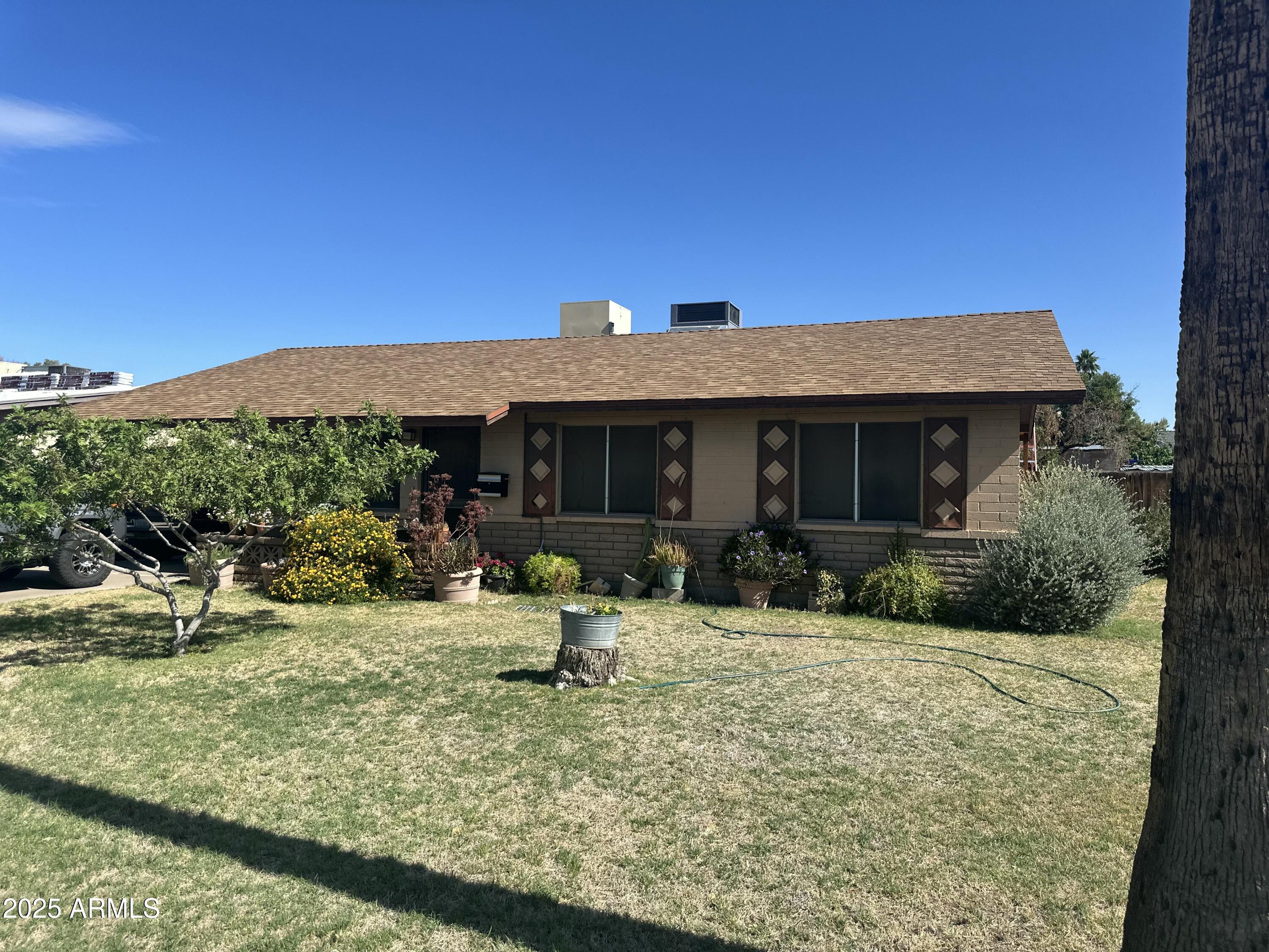 1034 W FRITO Avenue