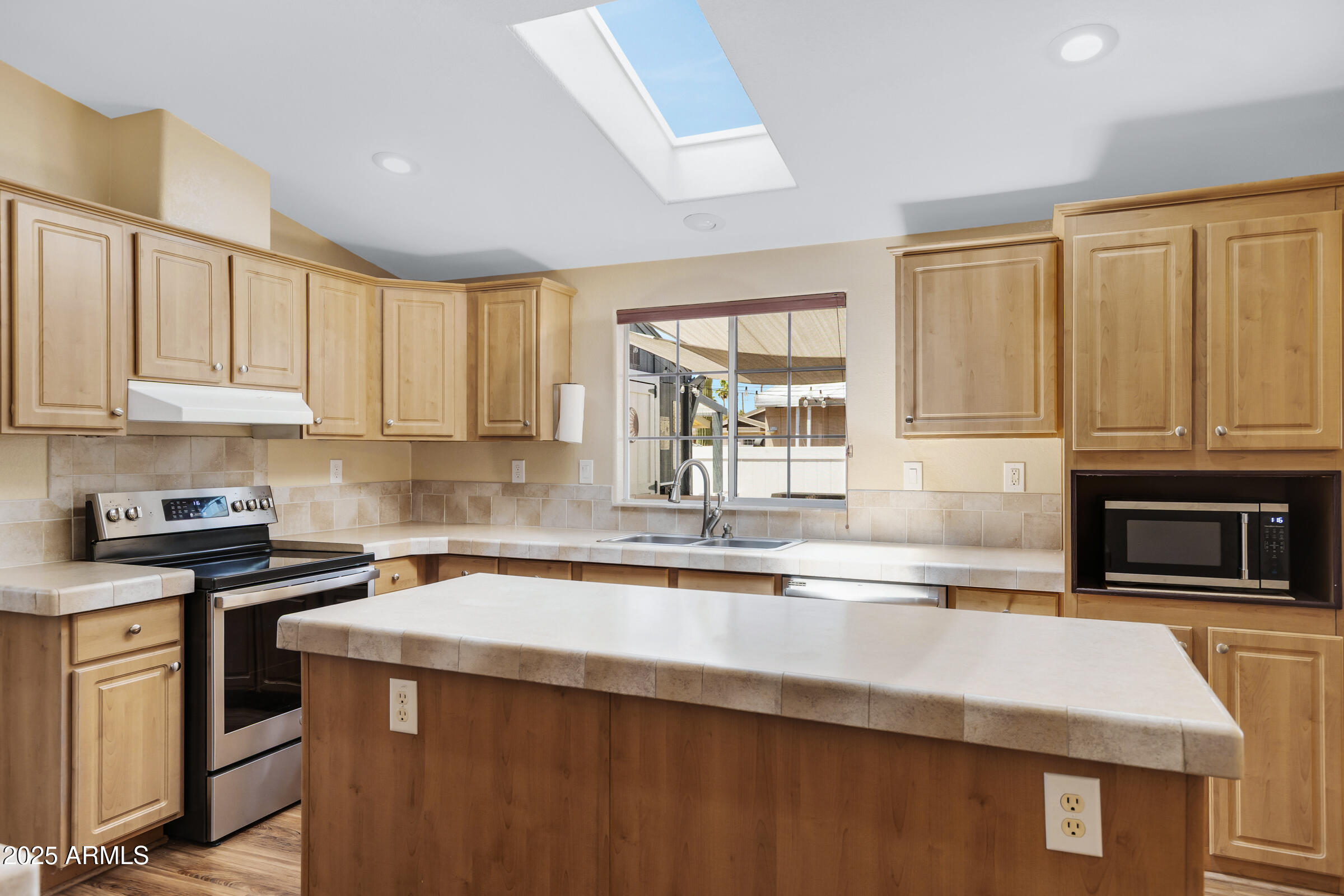 201 S Greenfield Road, 173