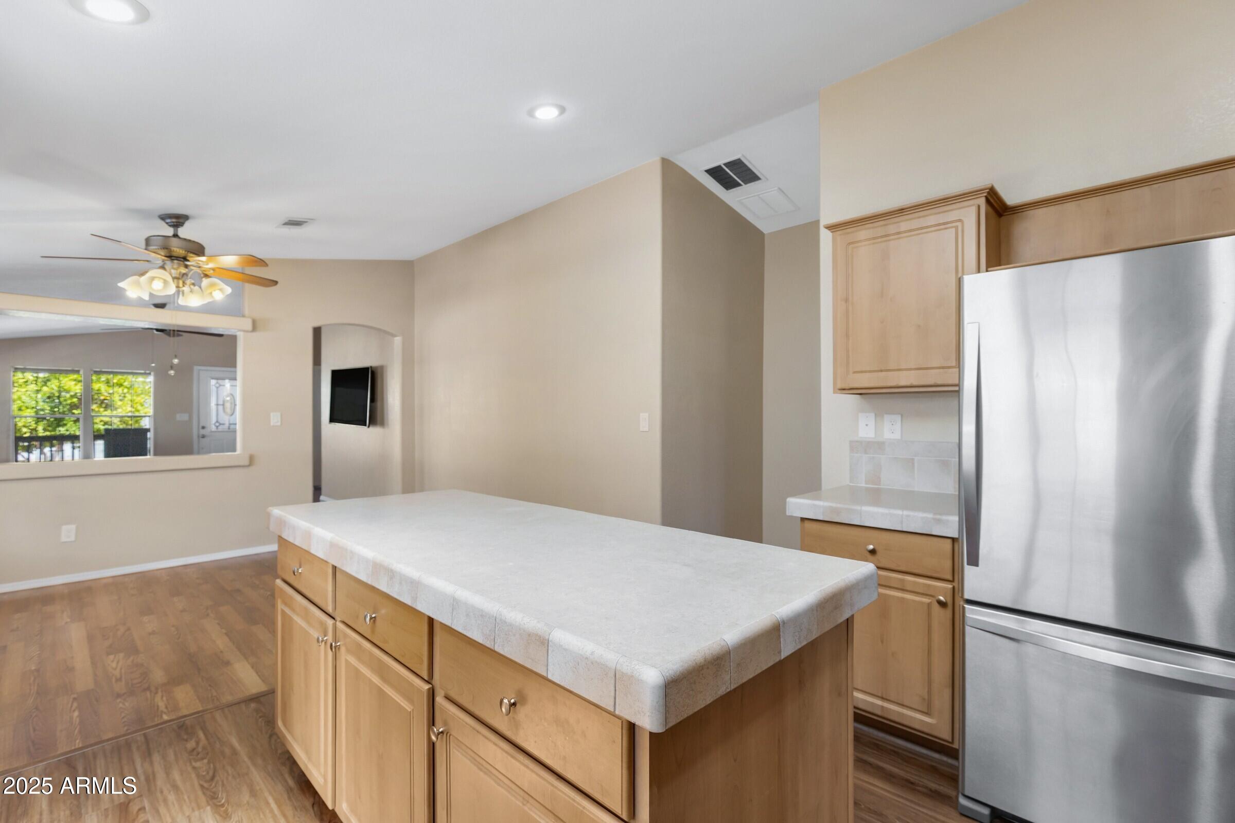 201 S Greenfield Road, 173