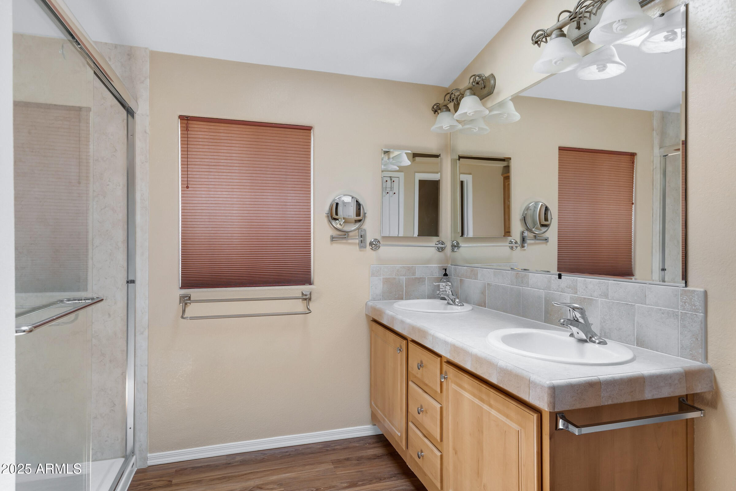 201 S Greenfield Road, 173