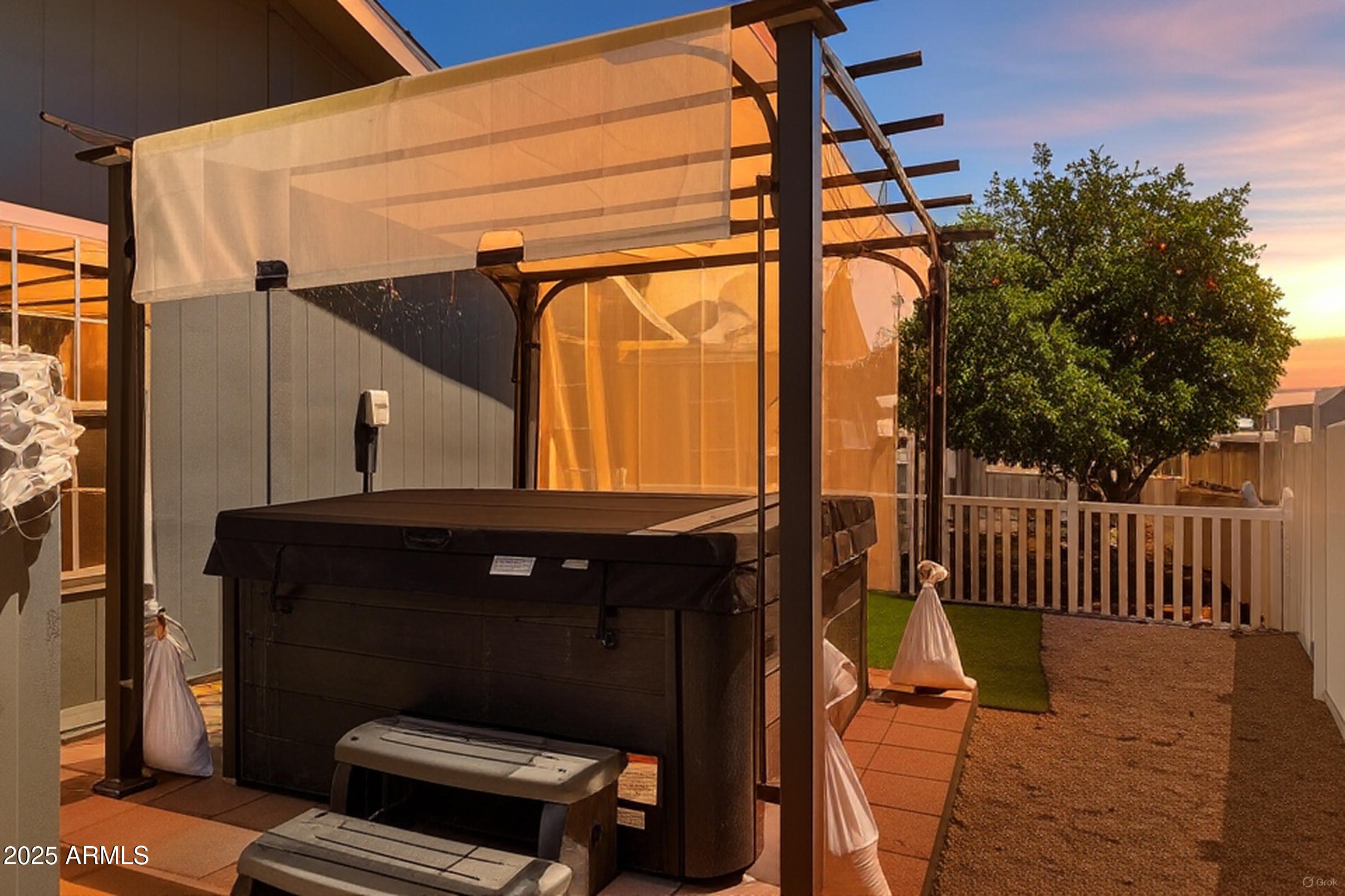 201 S Greenfield Road, 173