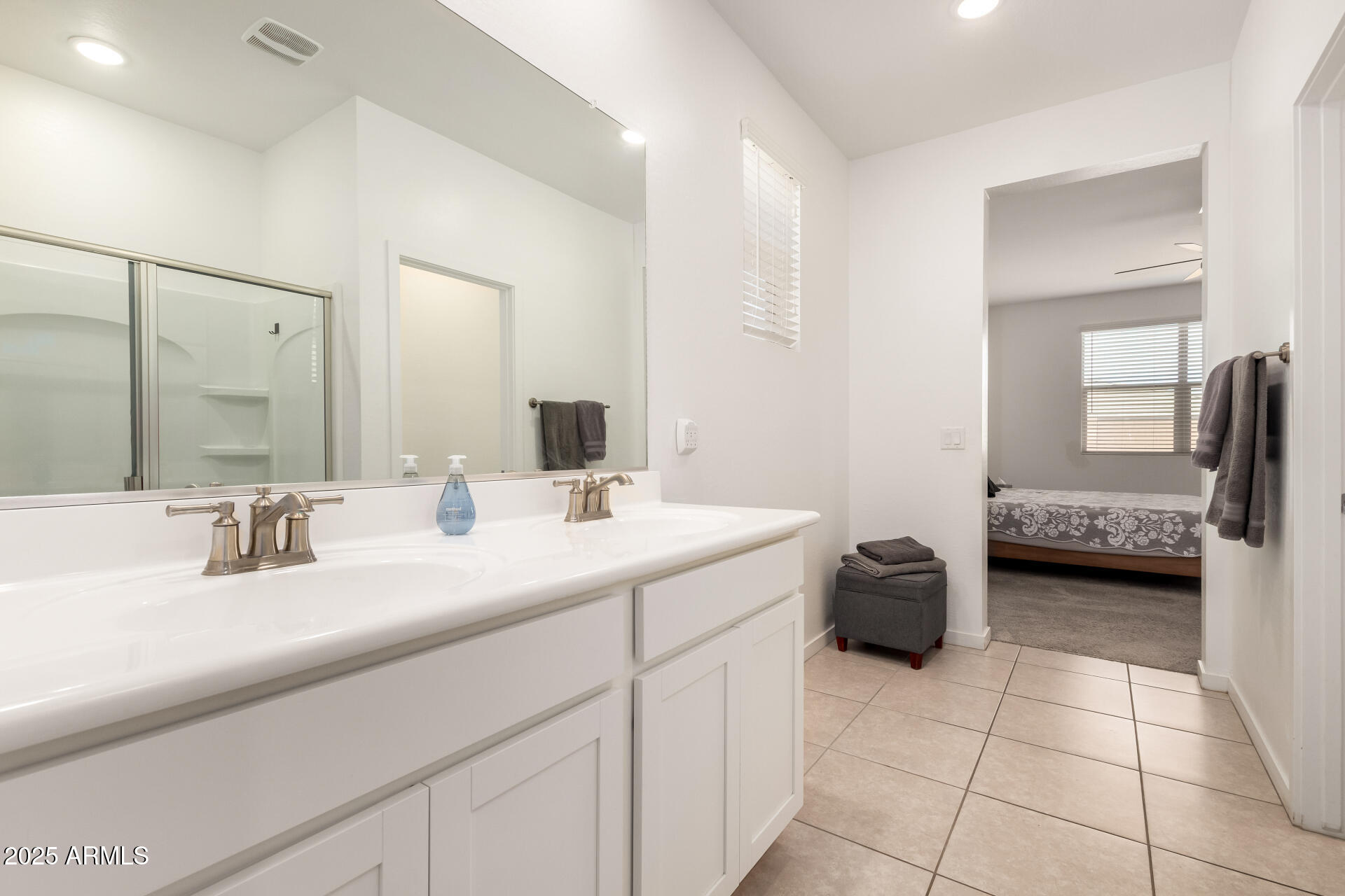 40380 W JENNA Lane