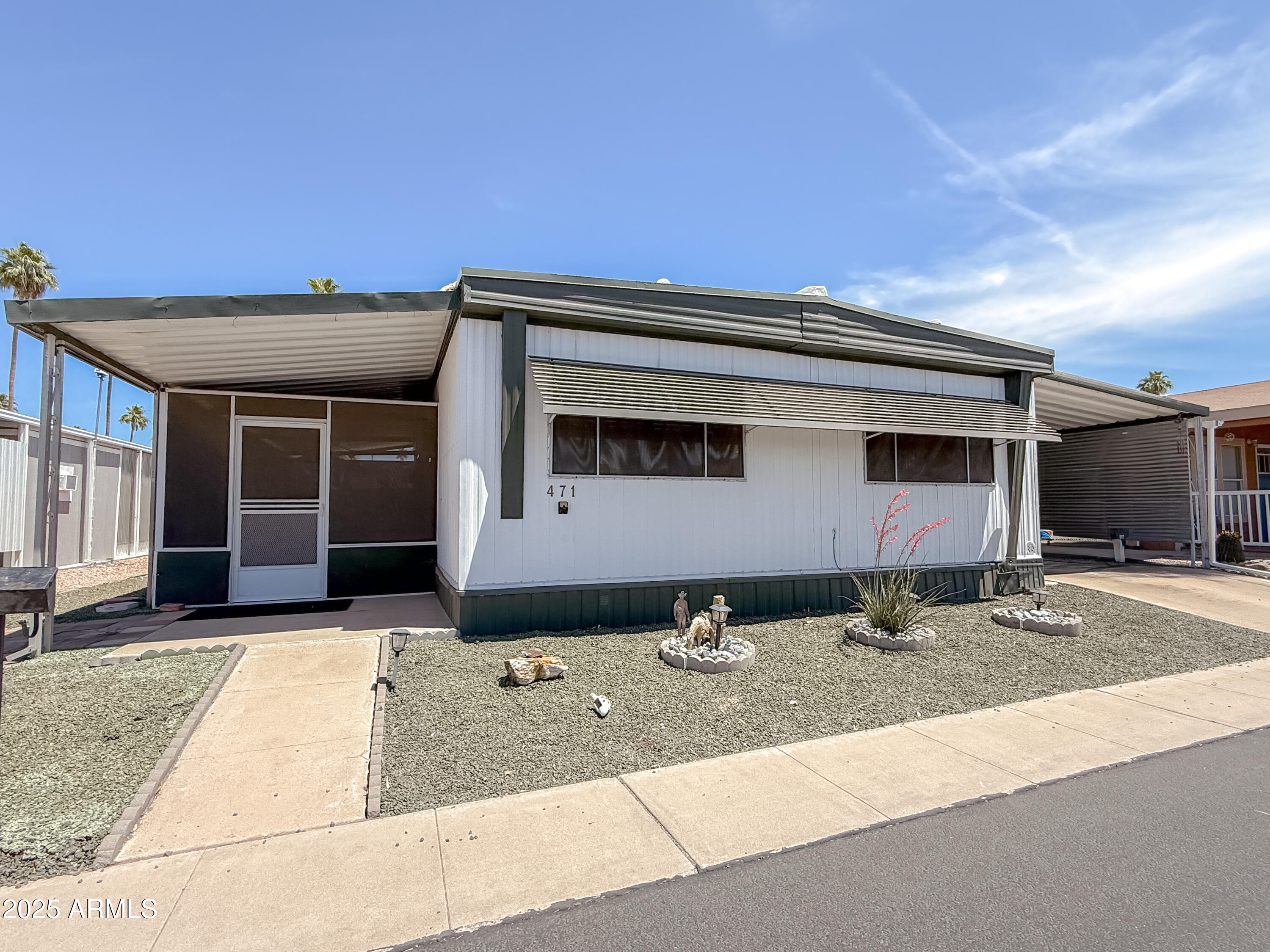 2929 E MAIN Street, 471