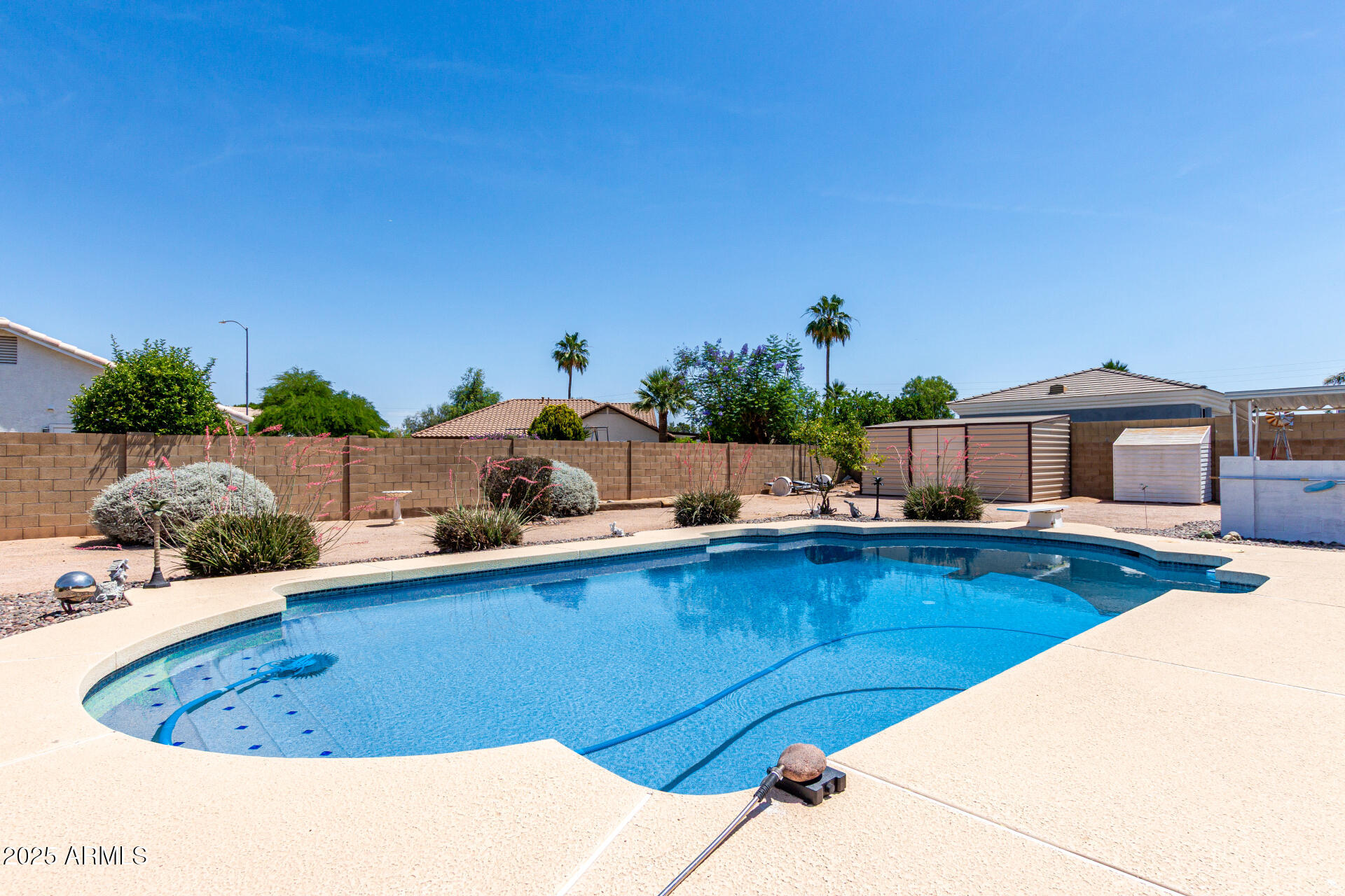 4622 E ELLIS Circle