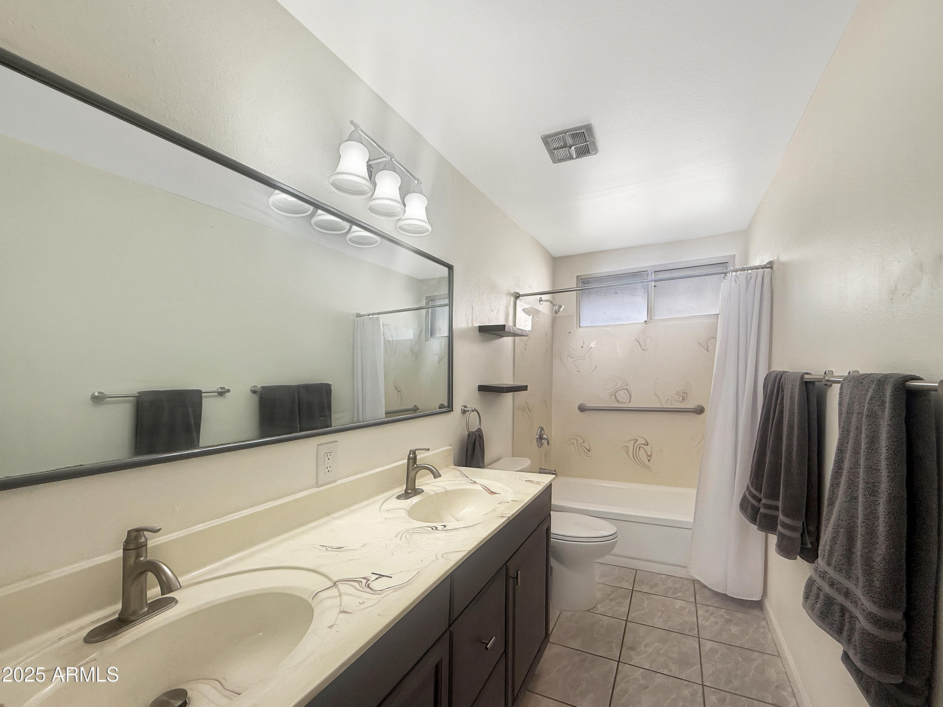4533 W CAVALIER Drive