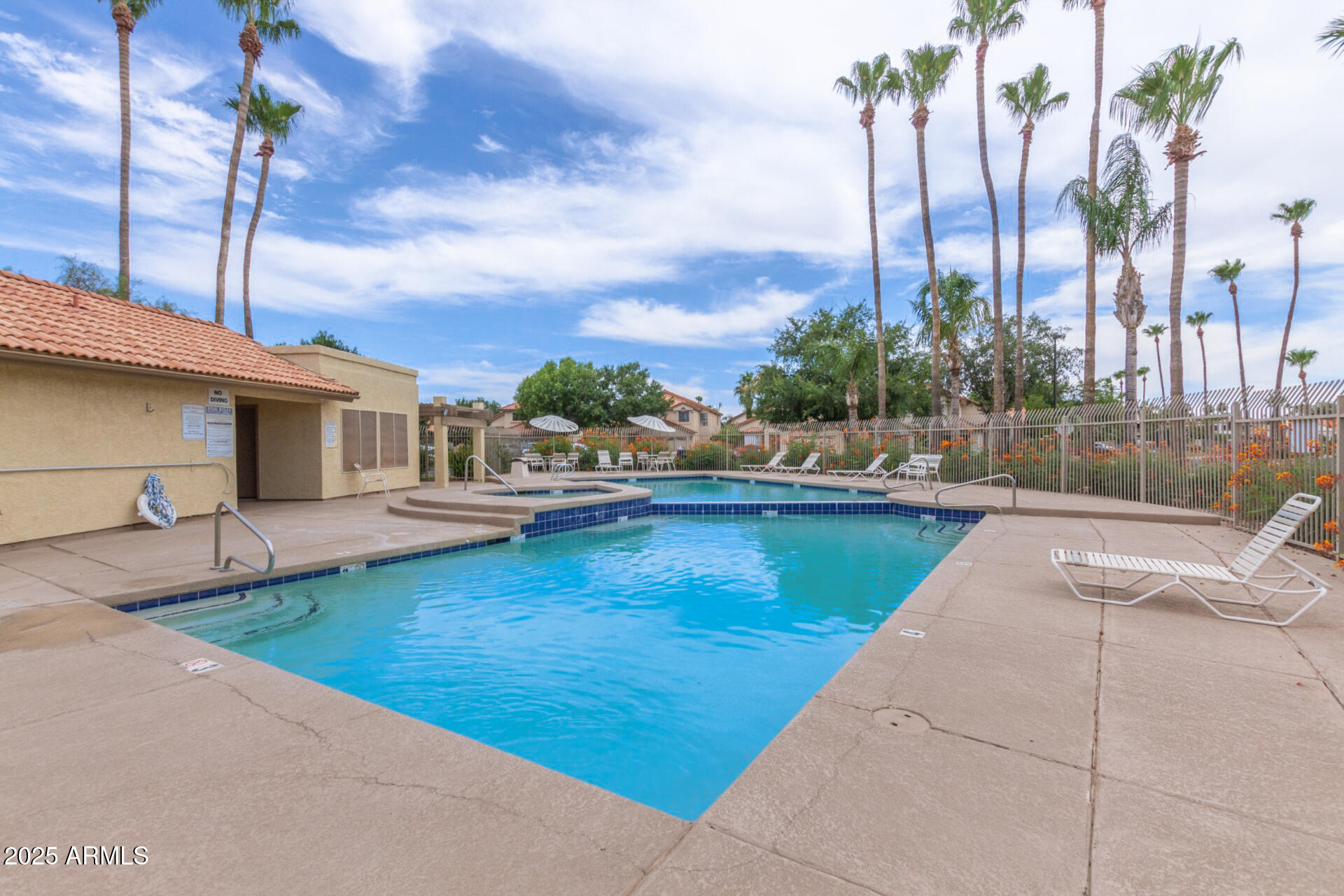 1214 W SAND DUNE Drive