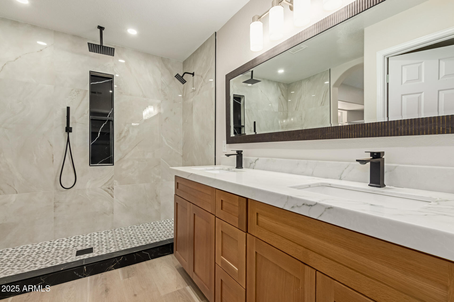 2189 E RANCH Court