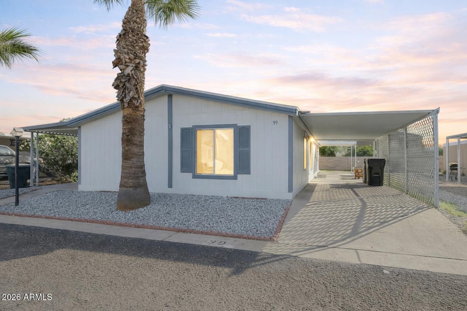 12721 W Greenway Road, 39