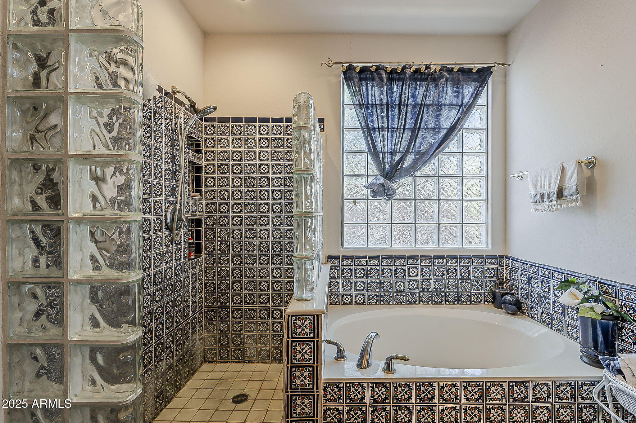 4293 S COLUMBINE Way