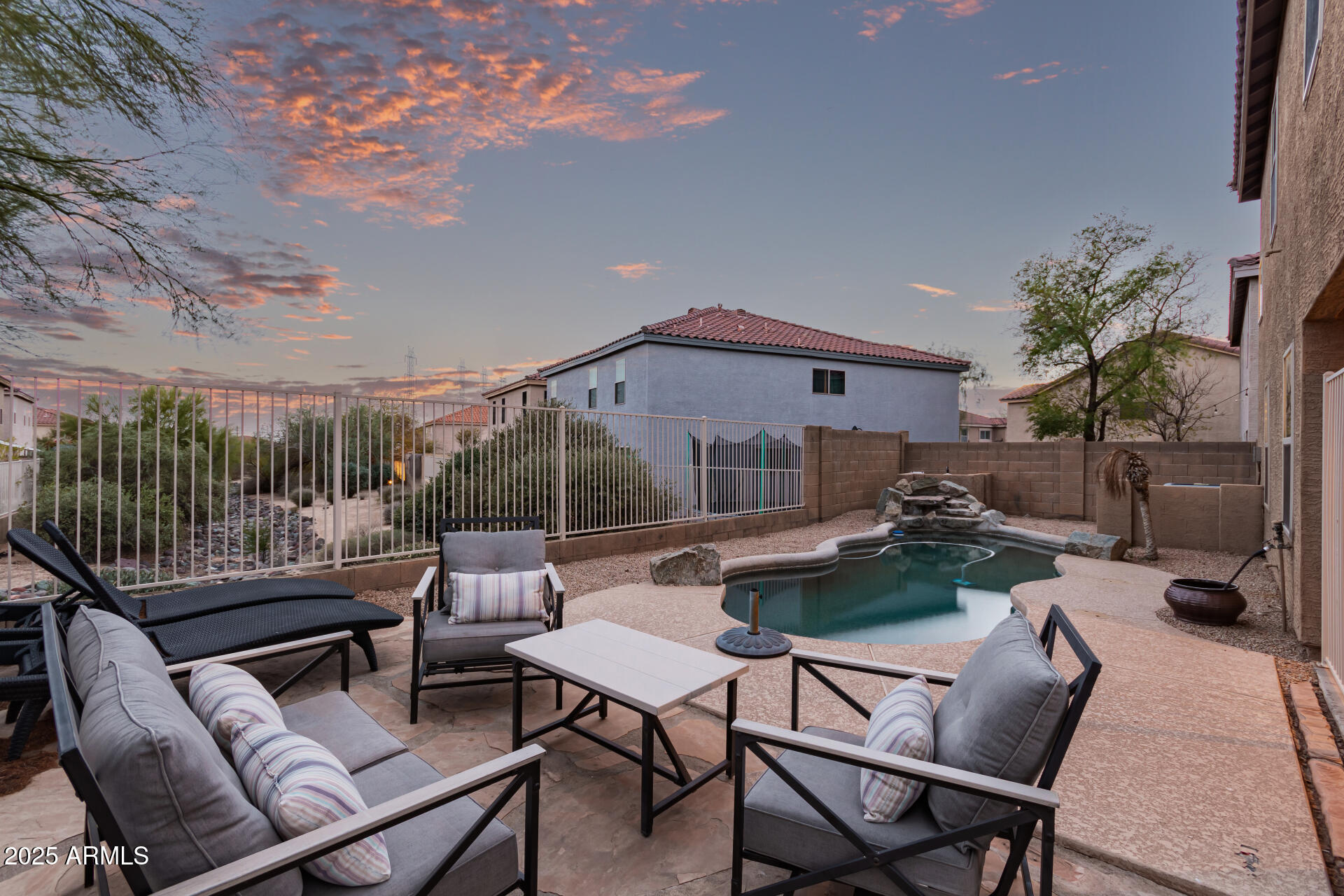 7500 E DEER VALLEY Road, 157