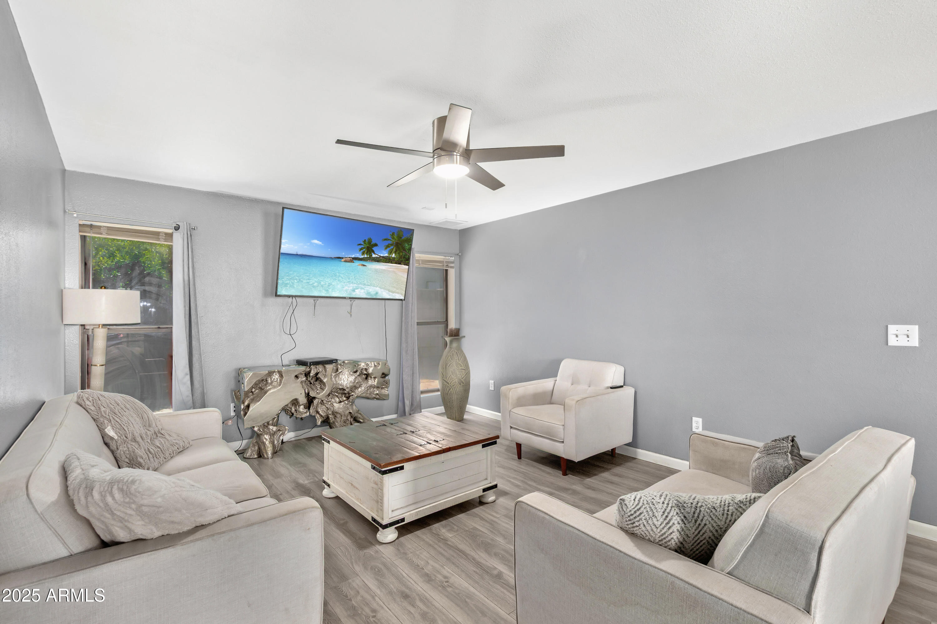 3723 W COLUMBINE Drive