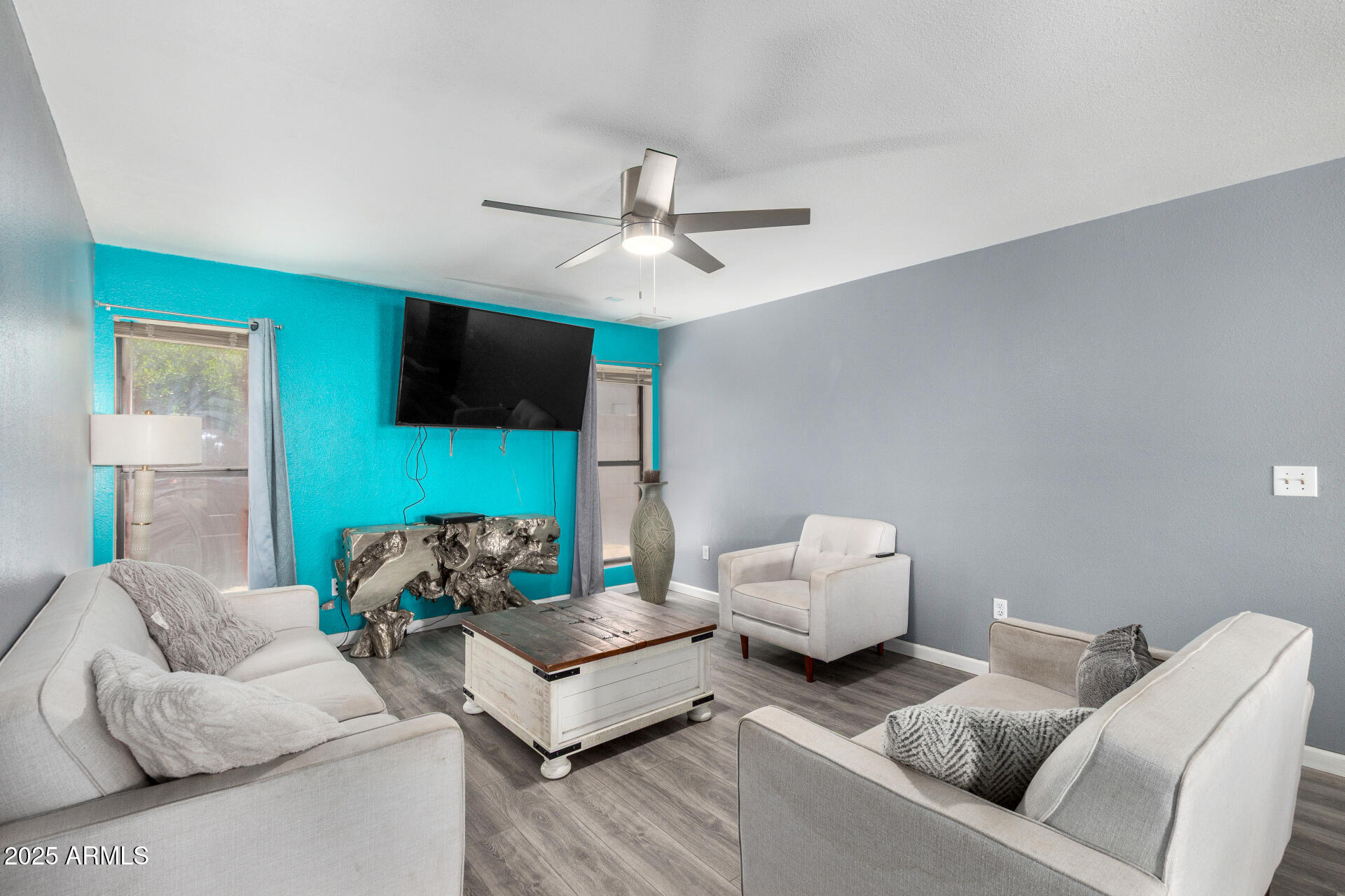 3723 W COLUMBINE Drive