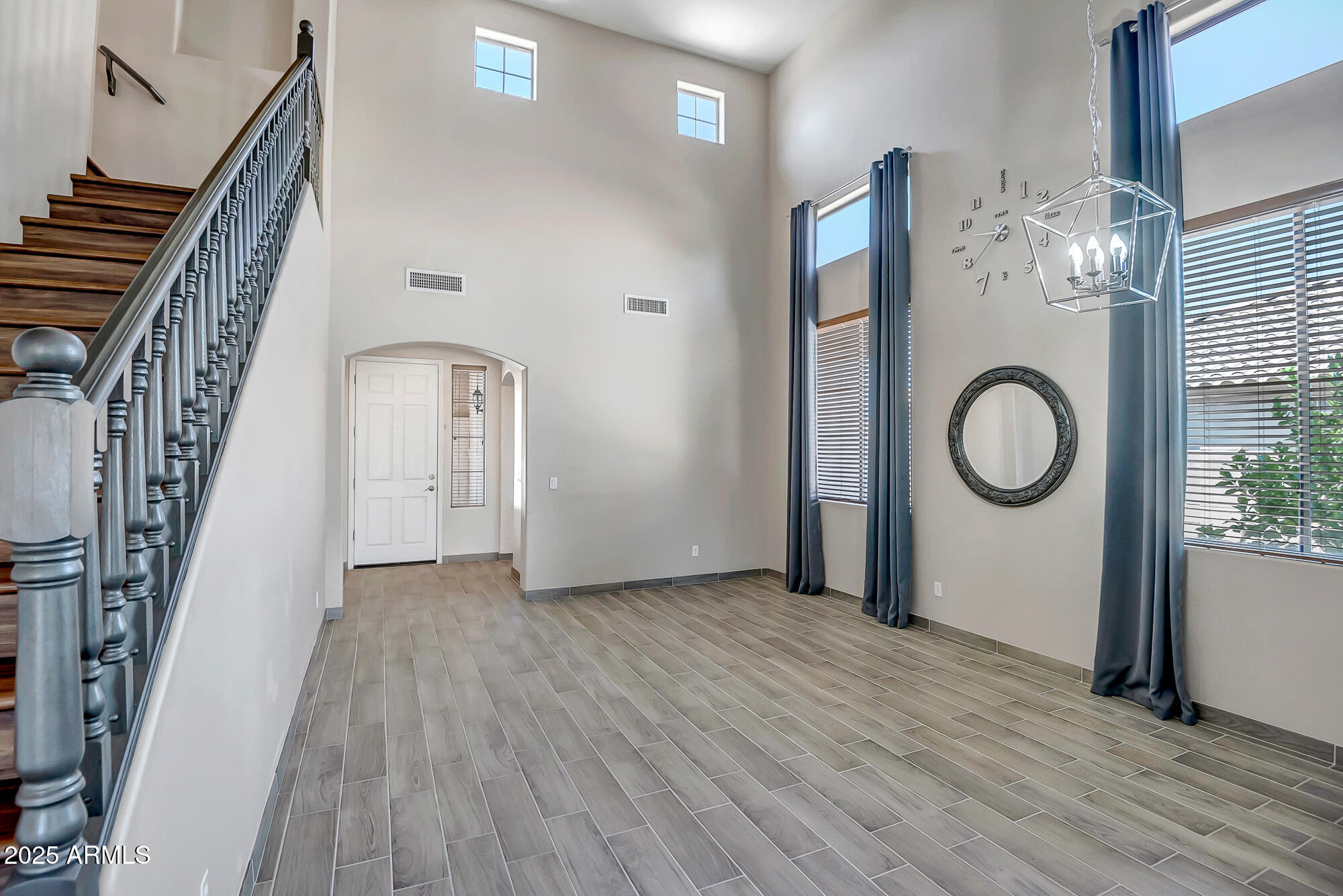 11936 W ALVARADO Road