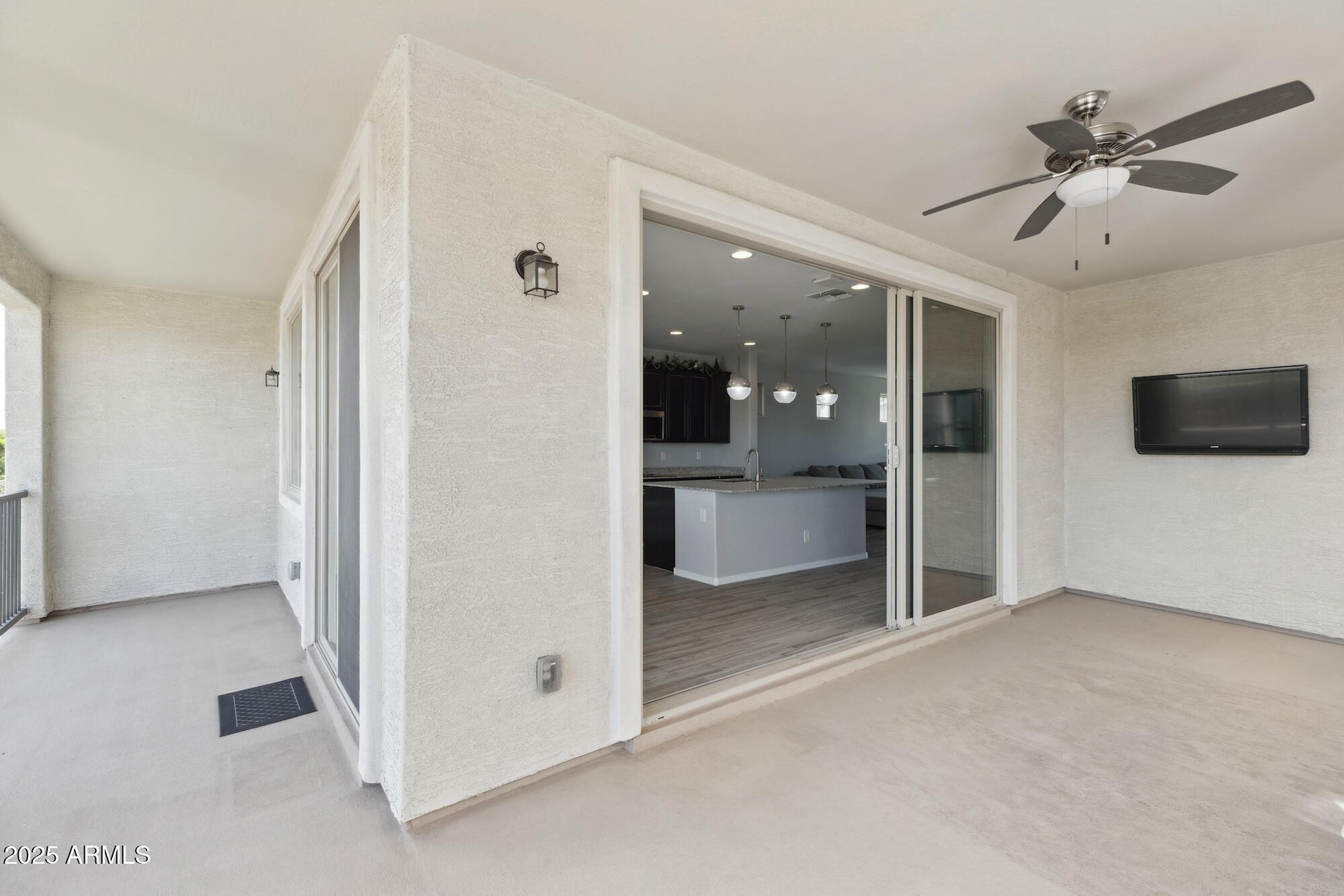 663 W FLINTLOCK Way