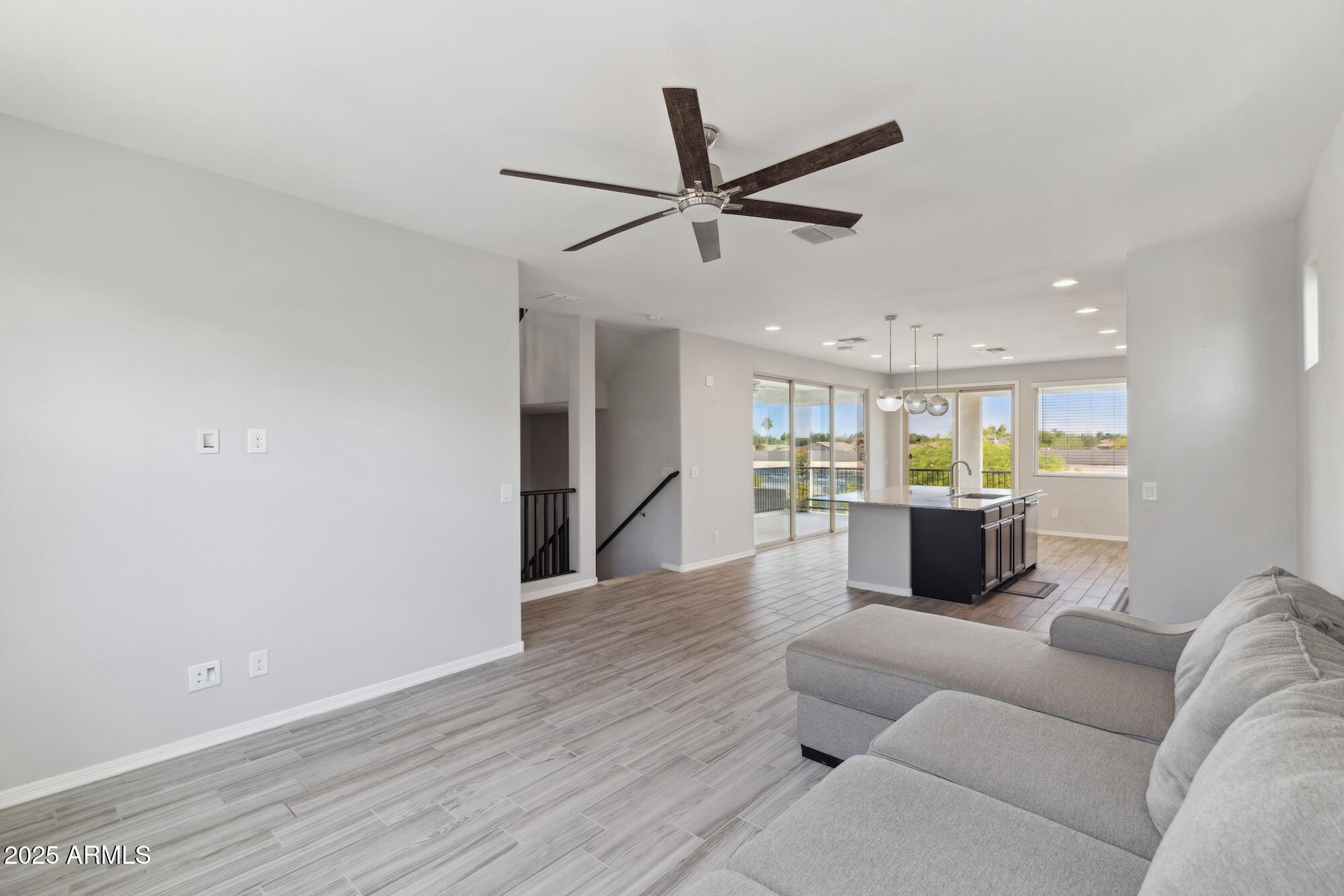 663 W FLINTLOCK Way