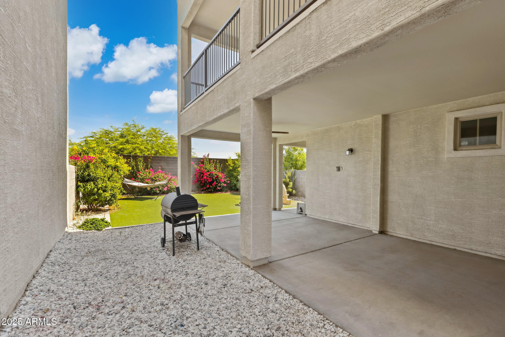 663 W FLINTLOCK Way