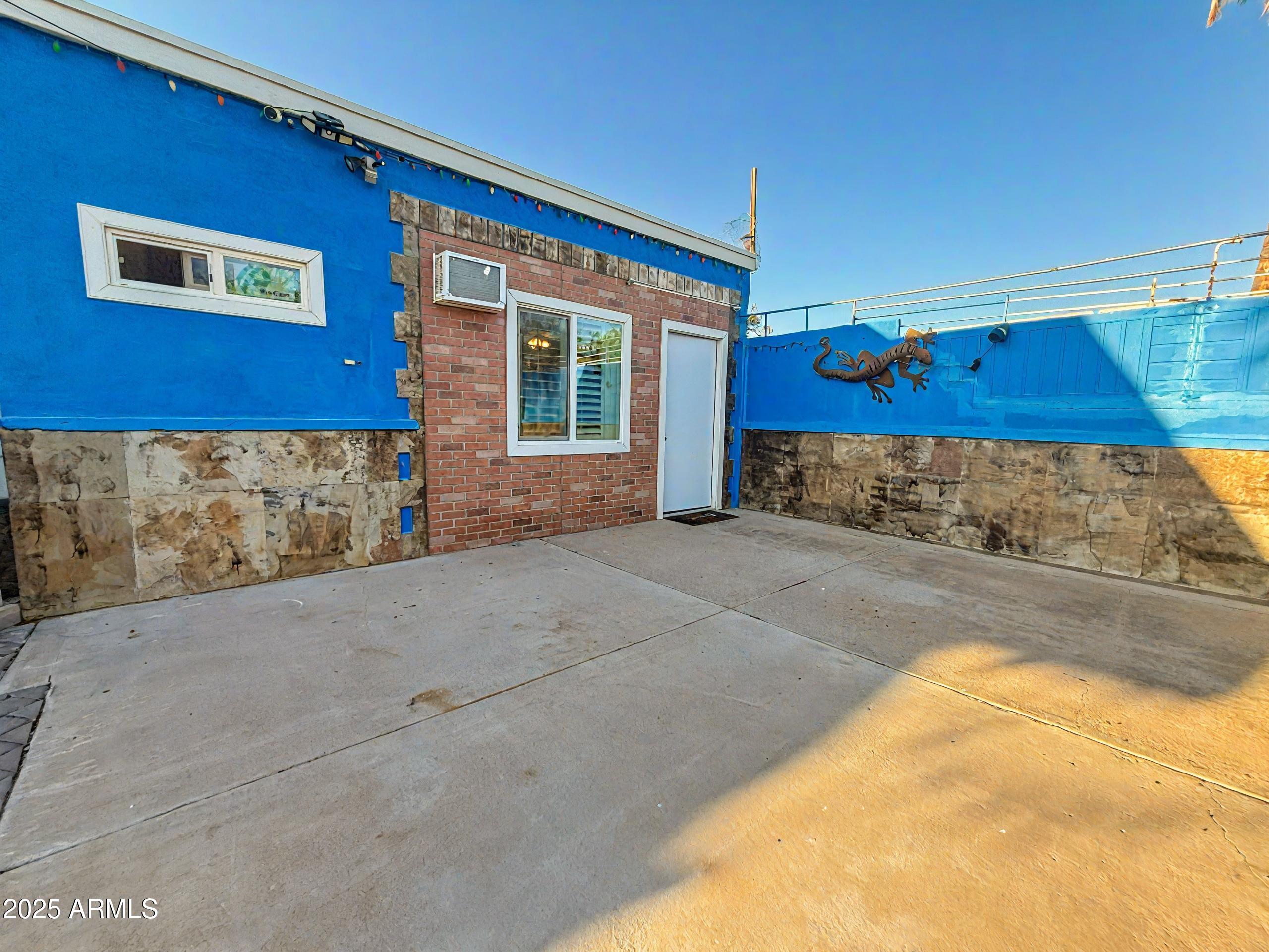 1226 W PURDUE Avenue