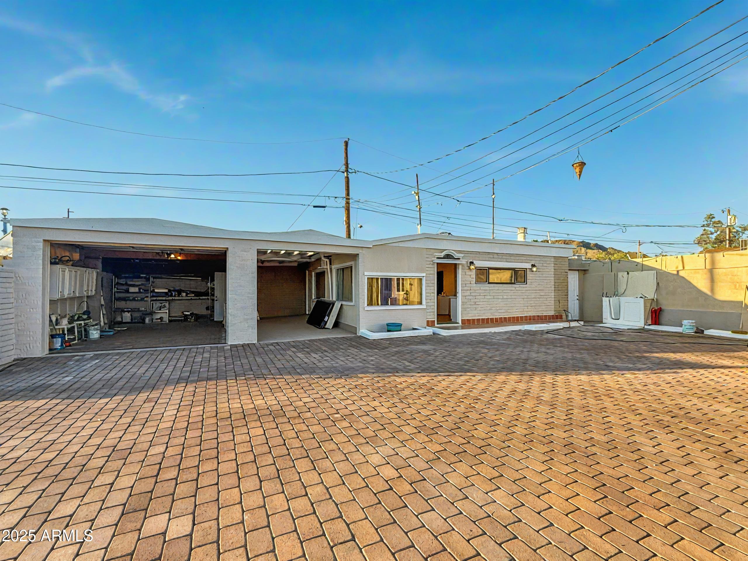 1226 W PURDUE Avenue