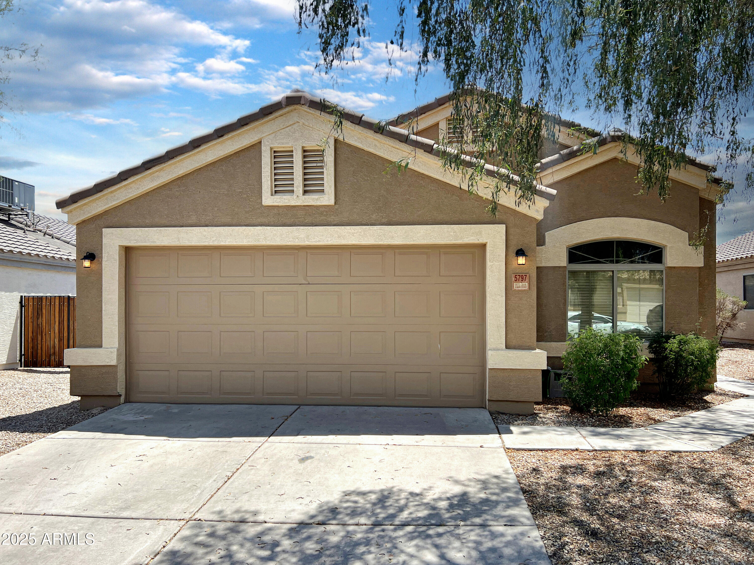 5797 E GOOD PASTURE Lane
