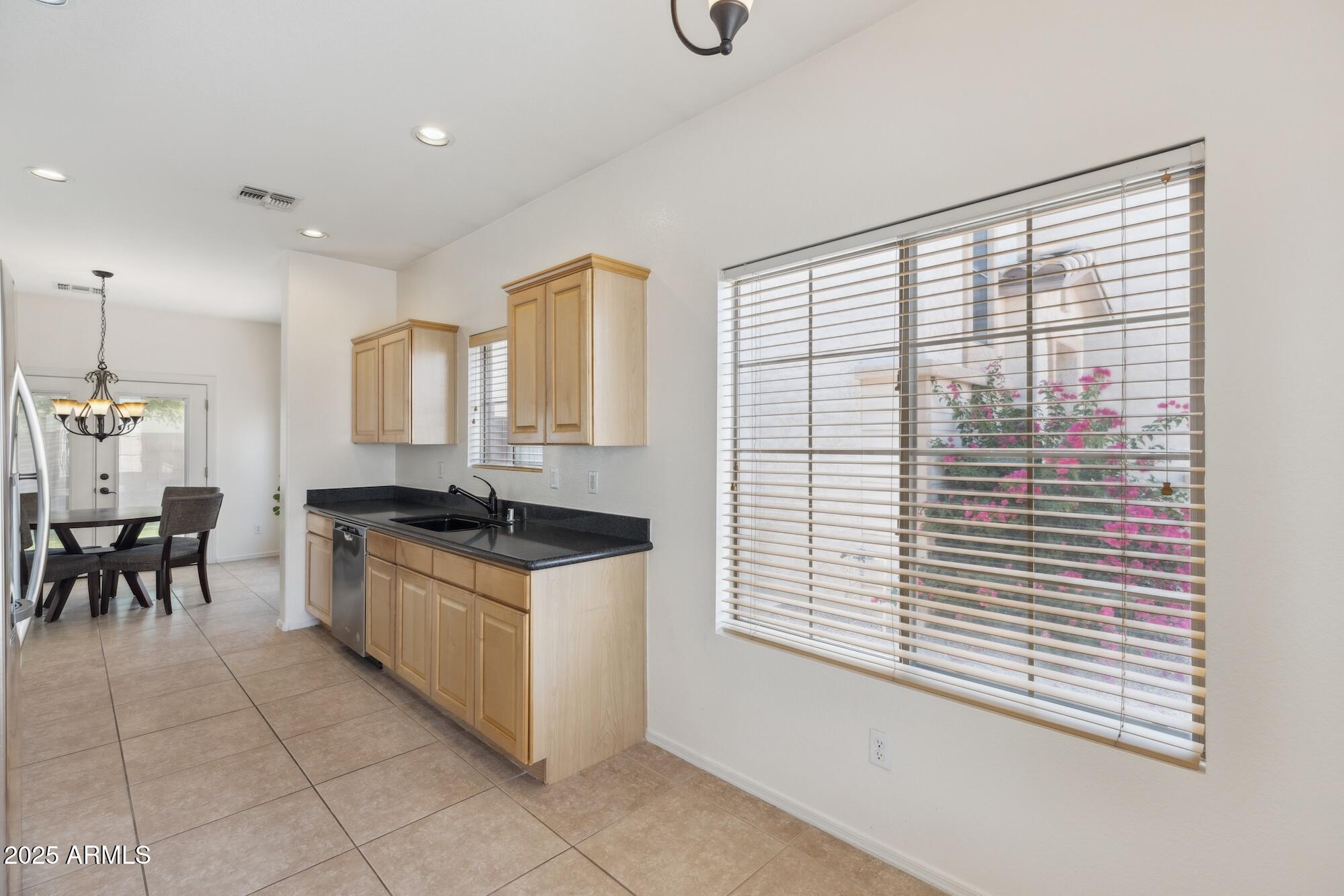 6425 S KIMBERLEE Way