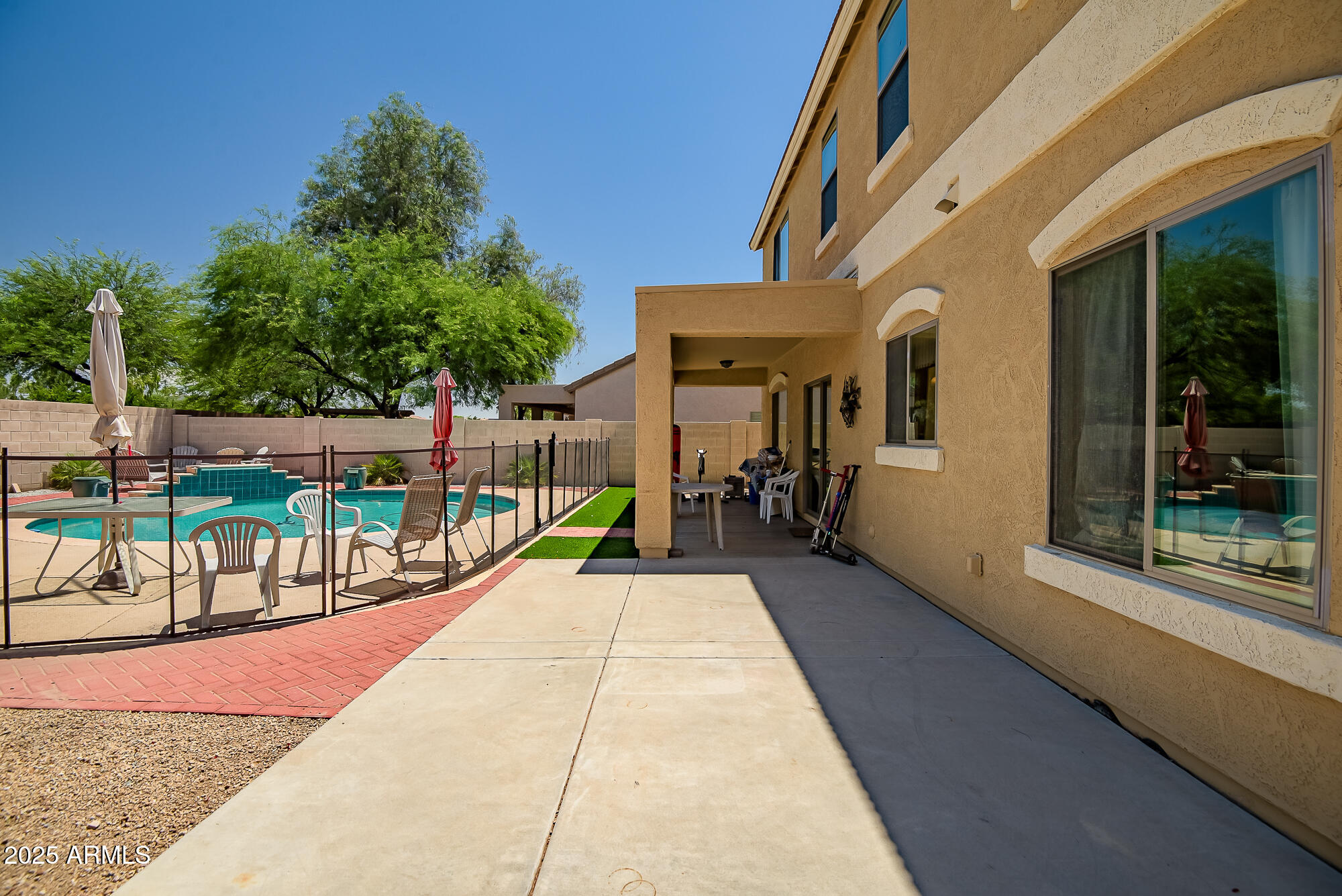 17766 W CARIBBEAN Lane