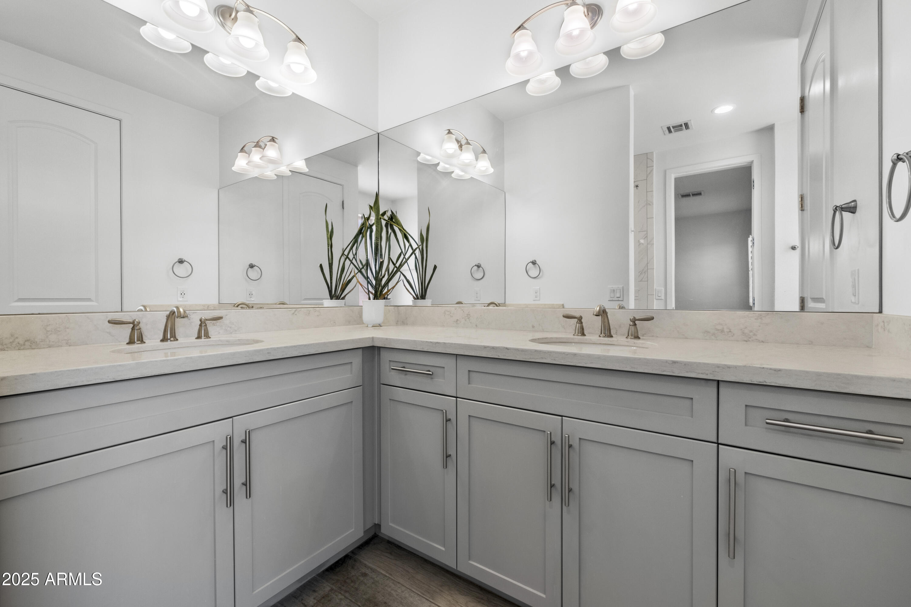 3030 N 38TH Street, 120